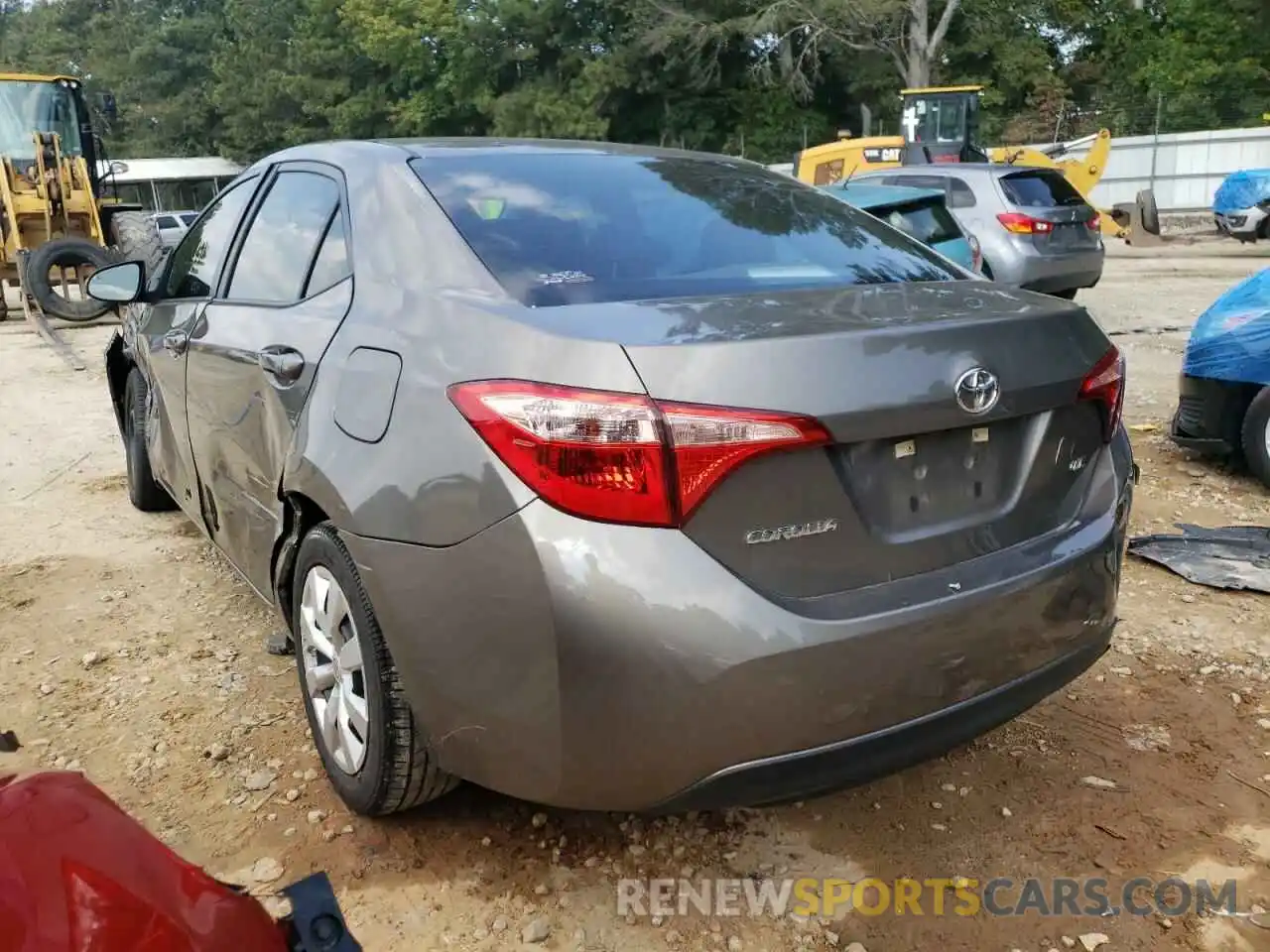 3 Photograph of a damaged car 5YFBURHE9KP943935 TOYOTA COROLLA 2019