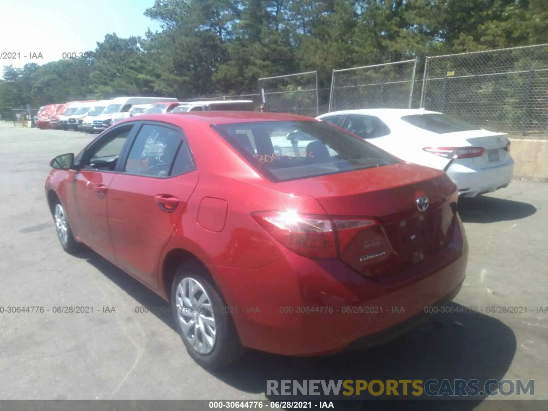 3 Photograph of a damaged car 5YFBURHE9KP944342 TOYOTA COROLLA 2019