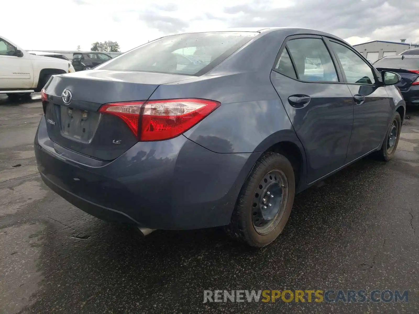 4 Photograph of a damaged car 5YFBURHE9KP948522 TOYOTA COROLLA 2019