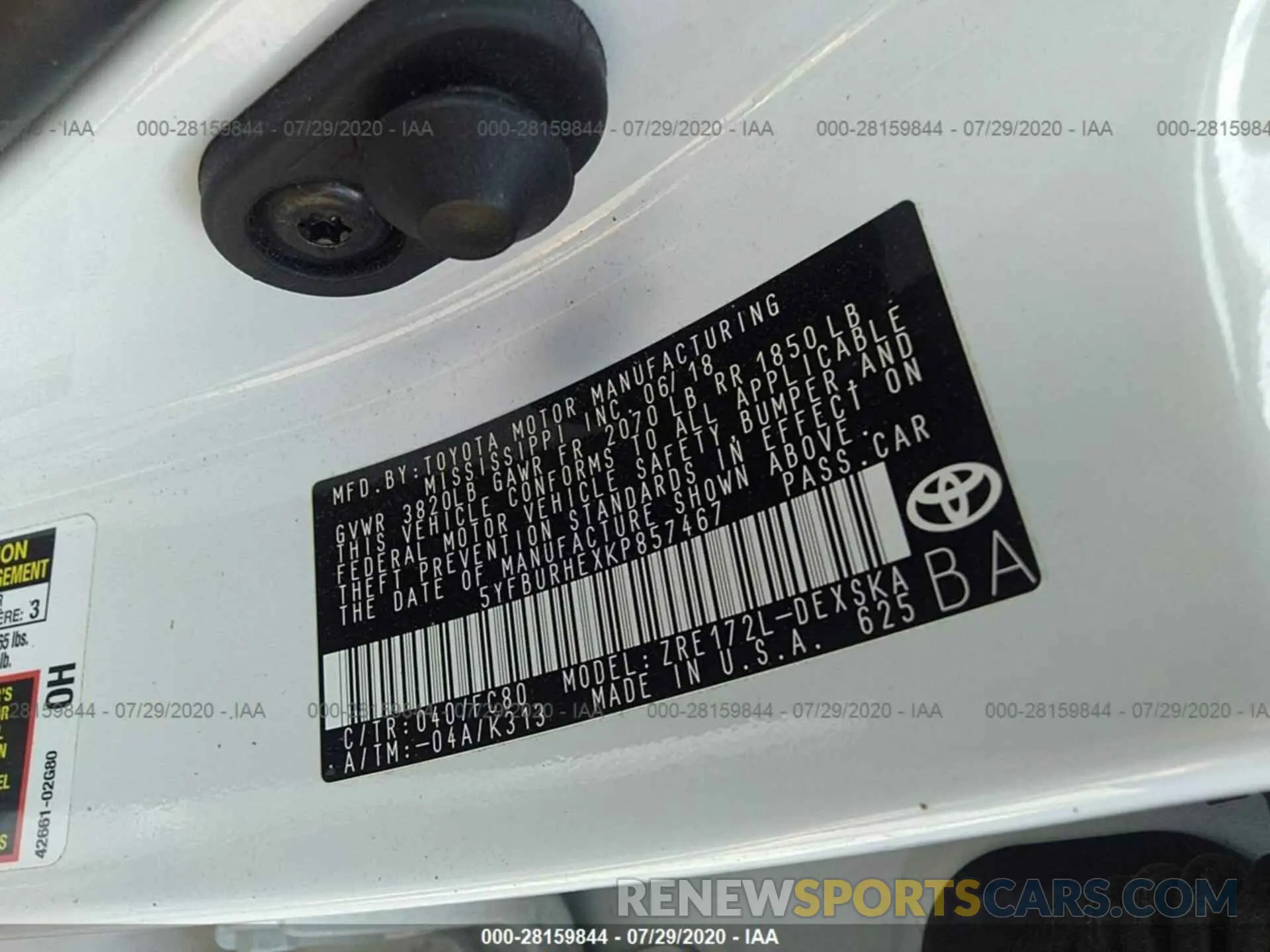 9 Photograph of a damaged car 5YFBURHEXKP857467 TOYOTA COROLLA 2019