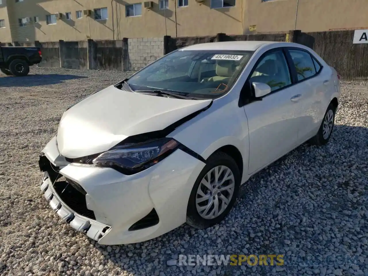 2 Photograph of a damaged car 5YFBURHEXKP857582 TOYOTA COROLLA 2019