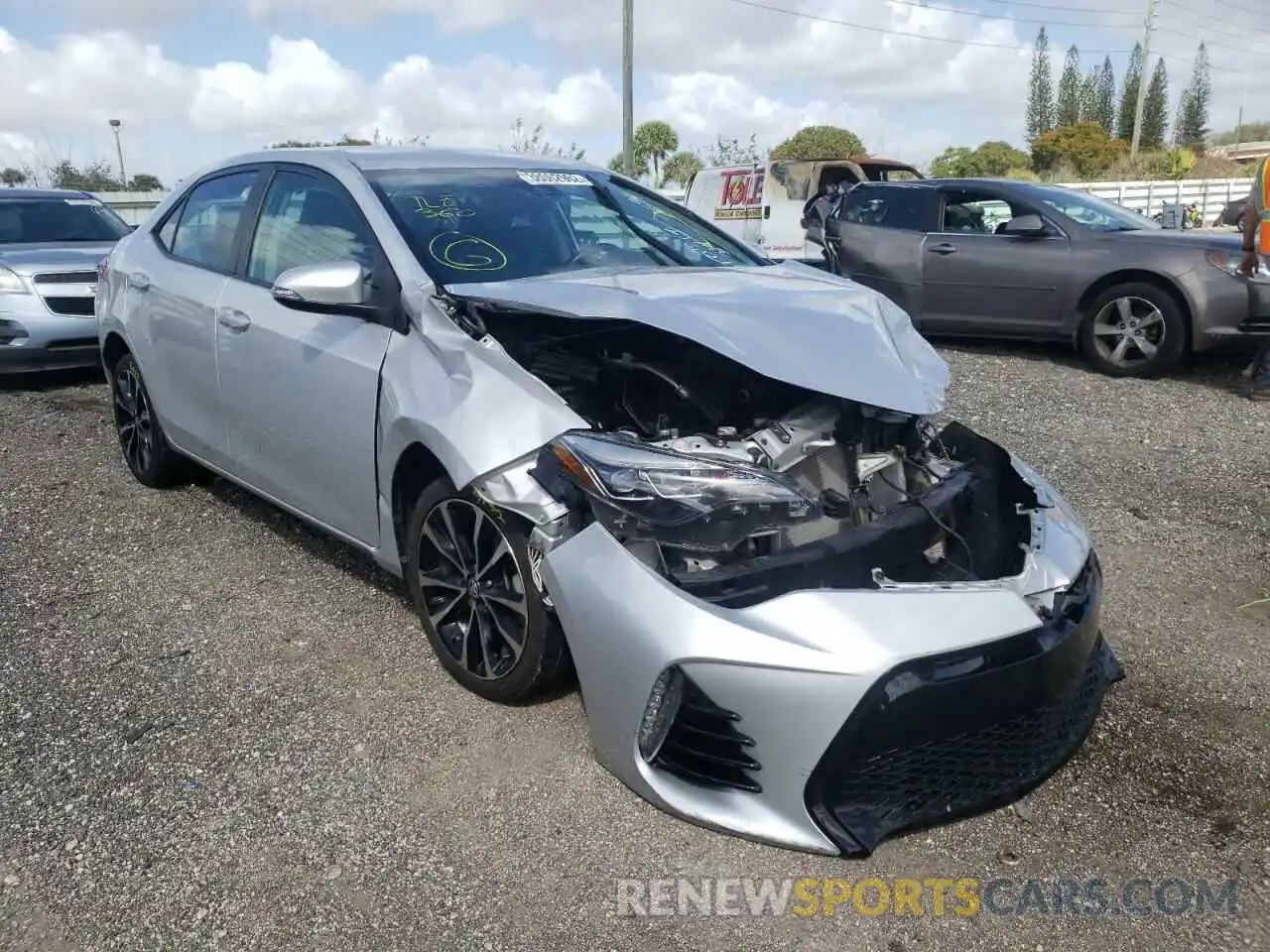 1 Photograph of a damaged car 5YFBURHEXKP857694 TOYOTA COROLLA 2019