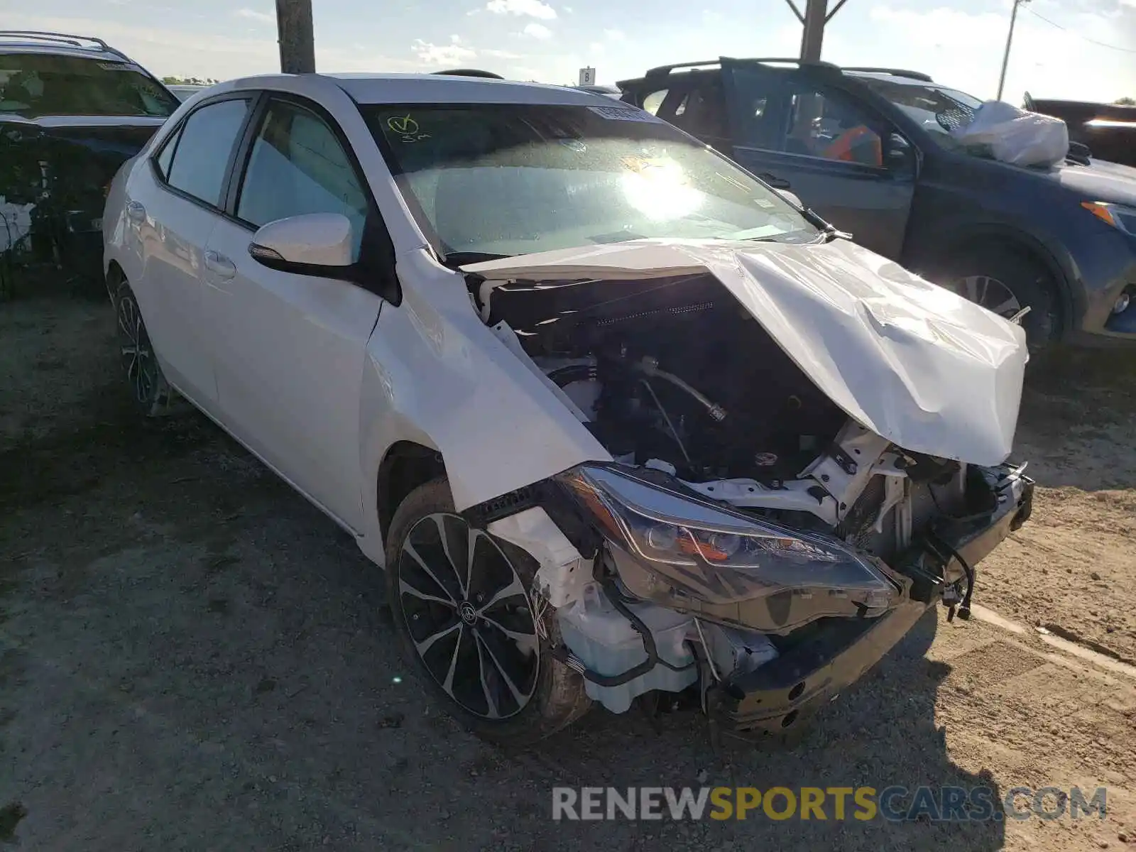 1 Photograph of a damaged car 5YFBURHEXKP858294 TOYOTA COROLLA 2019