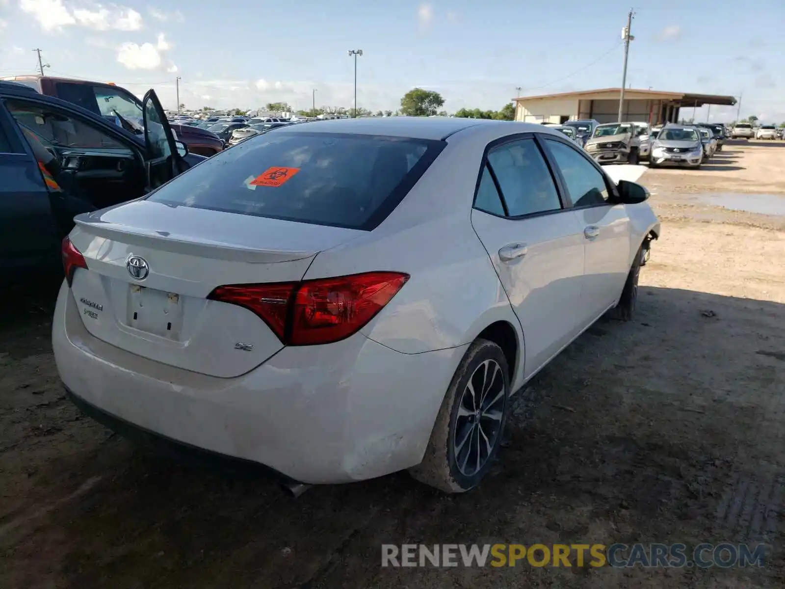 4 Photograph of a damaged car 5YFBURHEXKP858294 TOYOTA COROLLA 2019