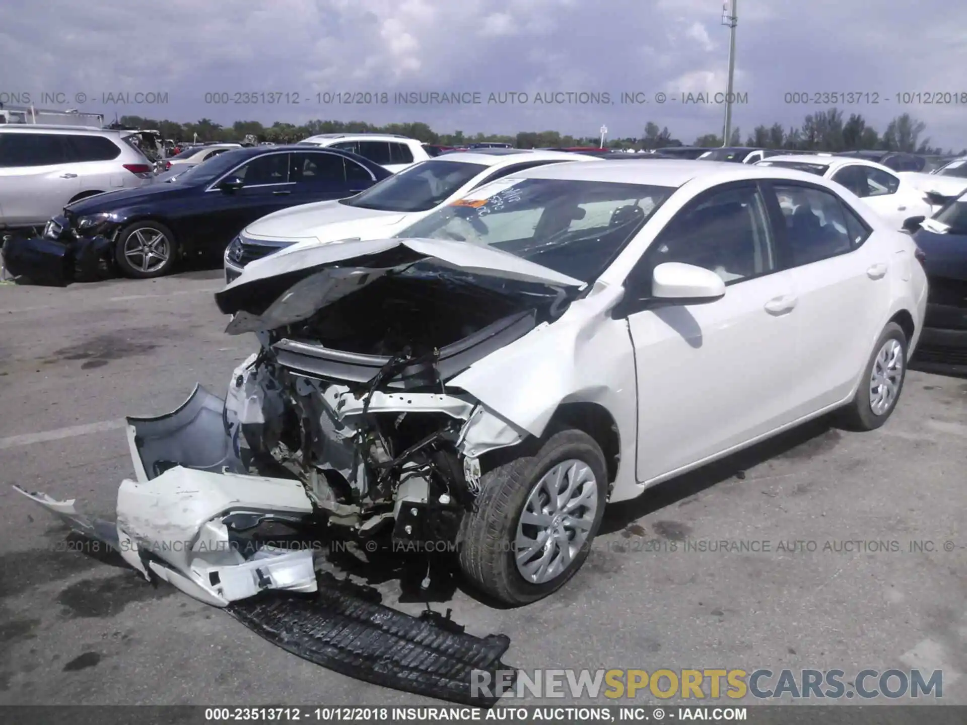 2 Photograph of a damaged car 5YFBURHEXKP860000 Toyota Corolla 2019