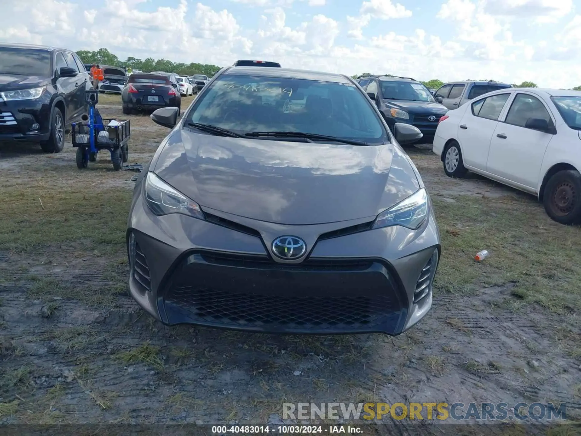 12 Photograph of a damaged car 5YFBURHEXKP865049 TOYOTA COROLLA 2019