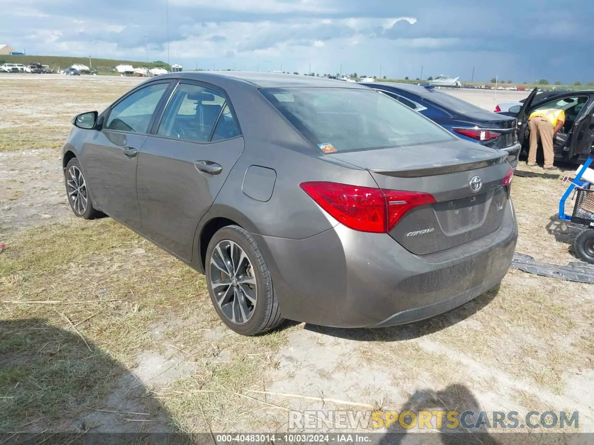 3 Photograph of a damaged car 5YFBURHEXKP865049 TOYOTA COROLLA 2019