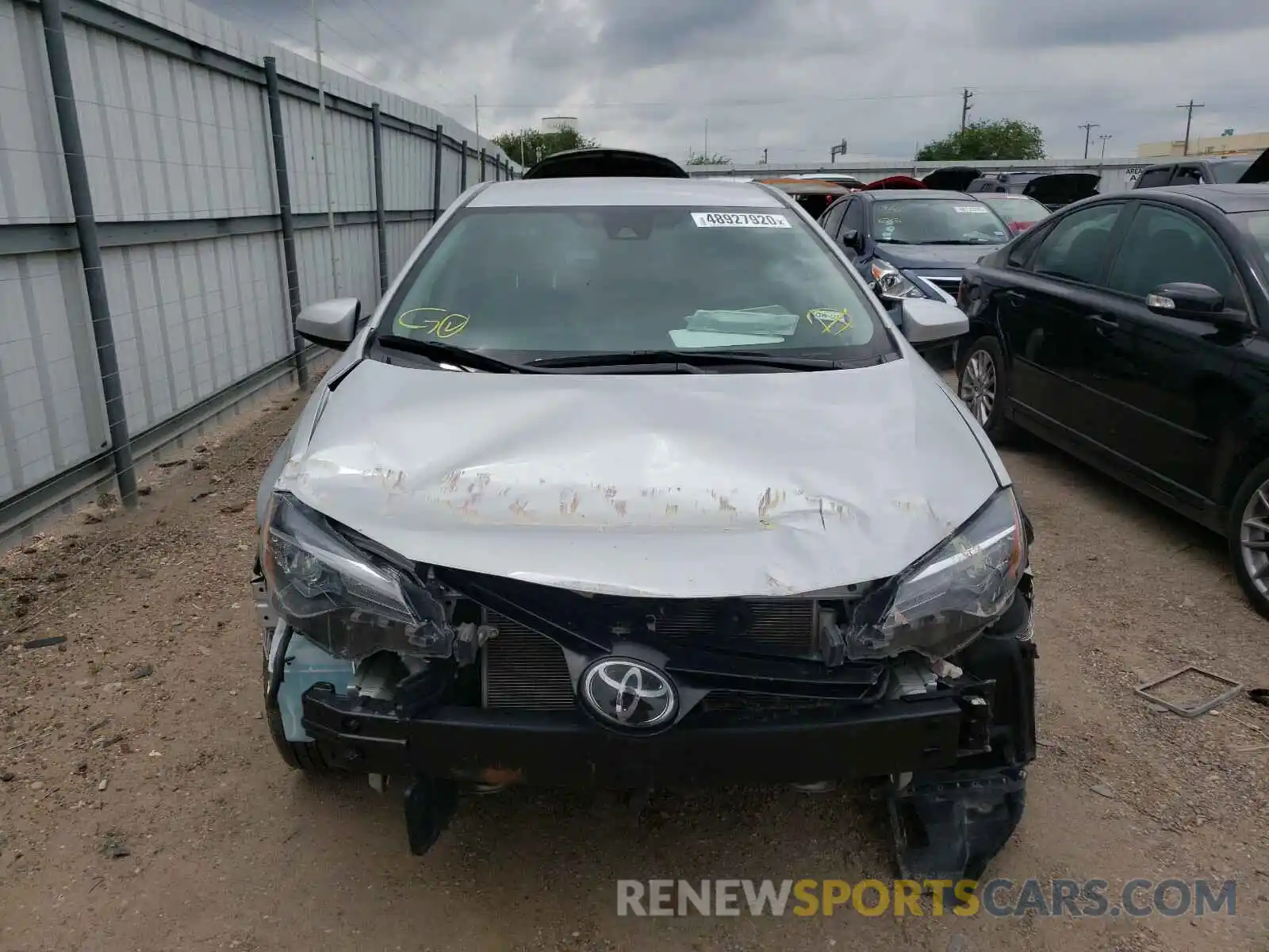 9 Photograph of a damaged car 5YFBURHEXKP865391 TOYOTA COROLLA 2019