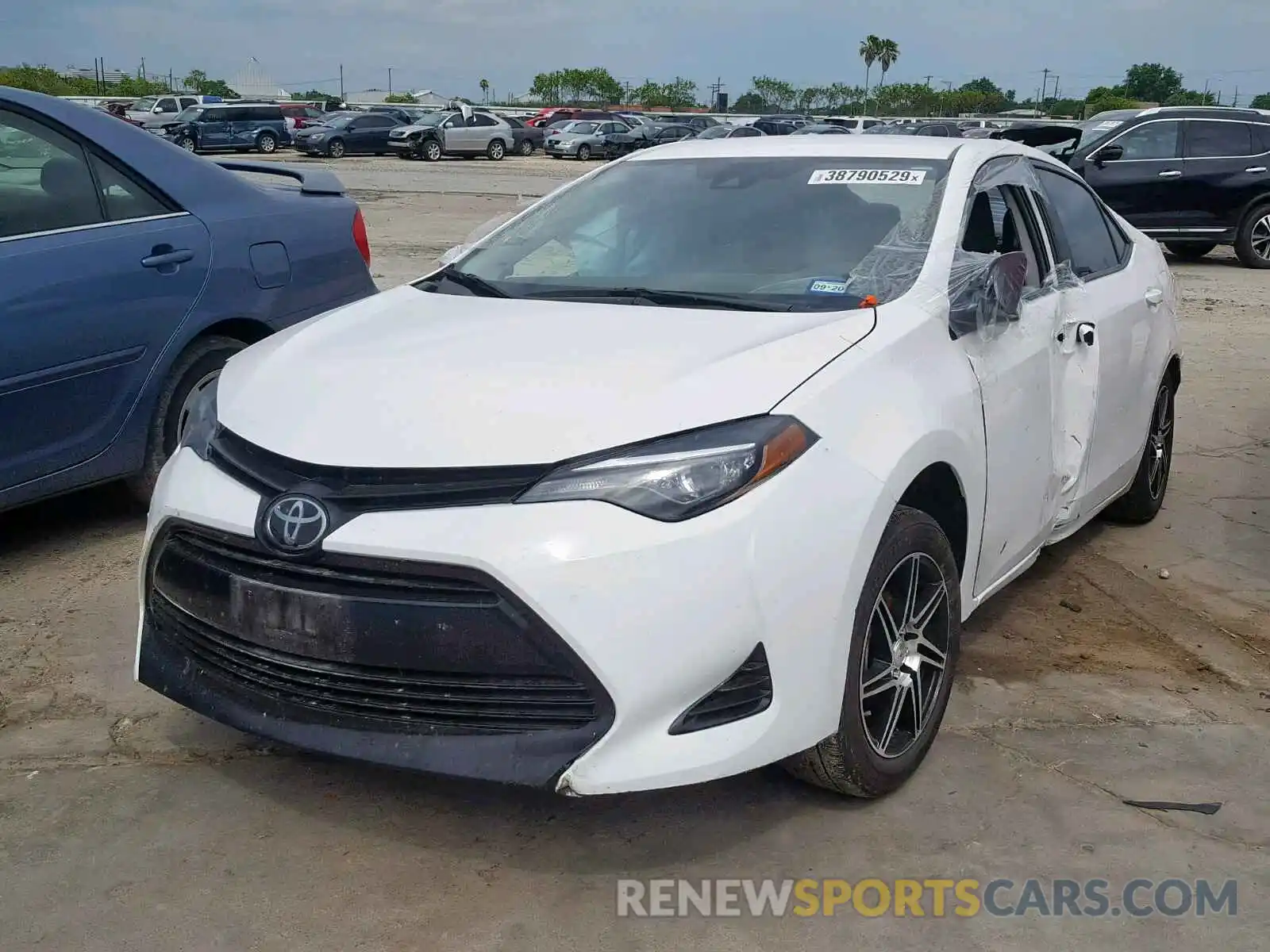 2 Photograph of a damaged car 5YFBURHEXKP865410 TOYOTA COROLLA 2019