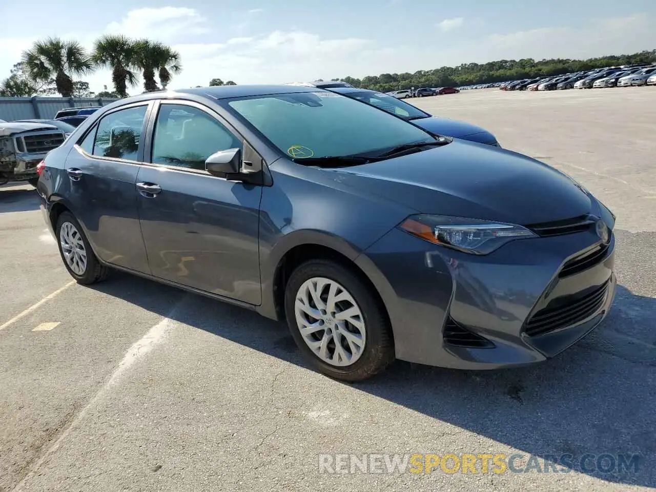 4 Photograph of a damaged car 5YFBURHEXKP866220 TOYOTA COROLLA 2019