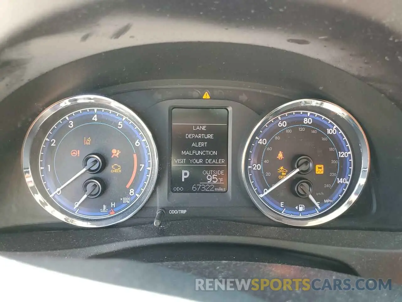 9 Photograph of a damaged car 5YFBURHEXKP866220 TOYOTA COROLLA 2019