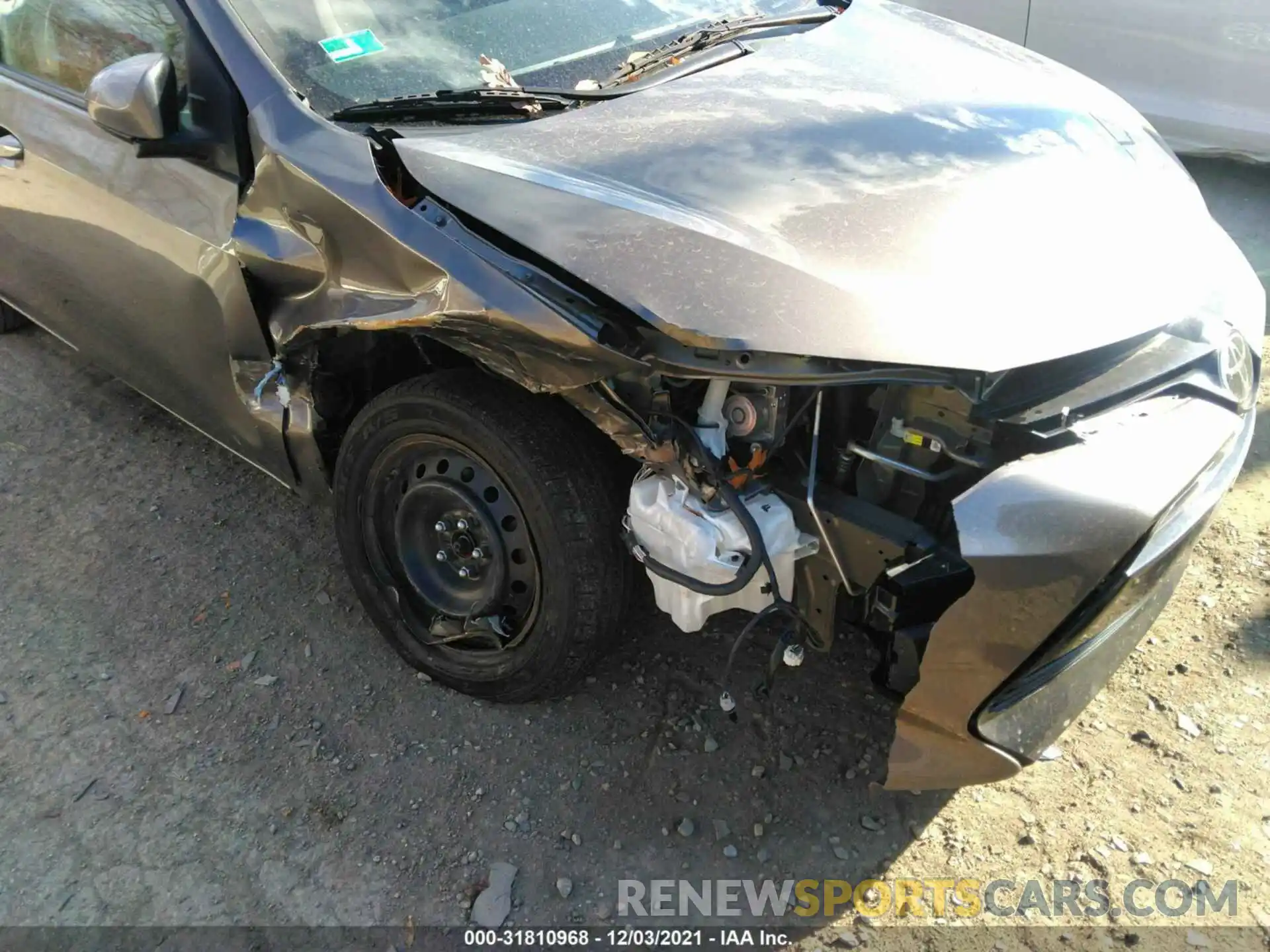 6 Photograph of a damaged car 5YFBURHEXKP866783 TOYOTA COROLLA 2019