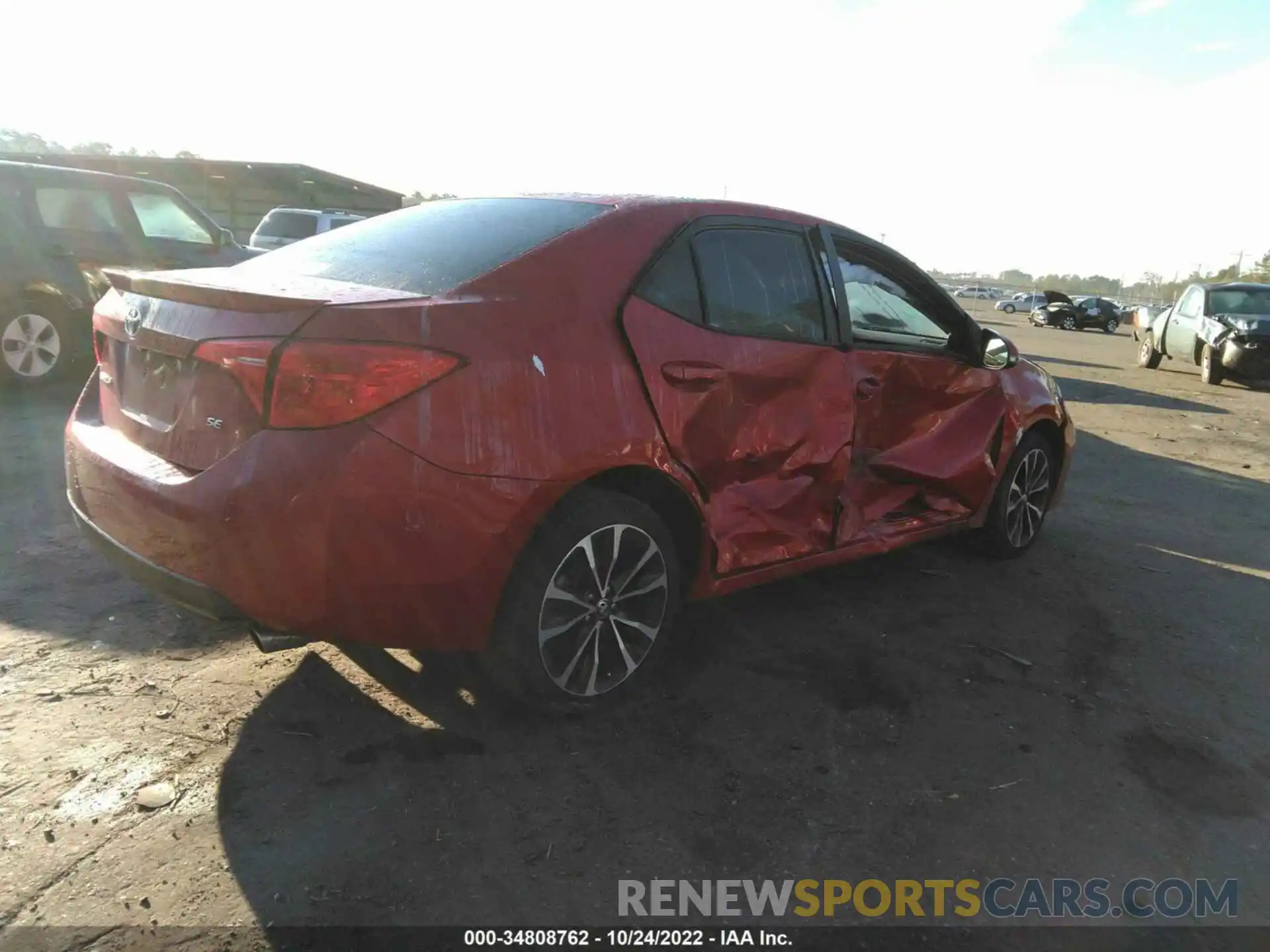 4 Photograph of a damaged car 5YFBURHEXKP868436 TOYOTA COROLLA 2019