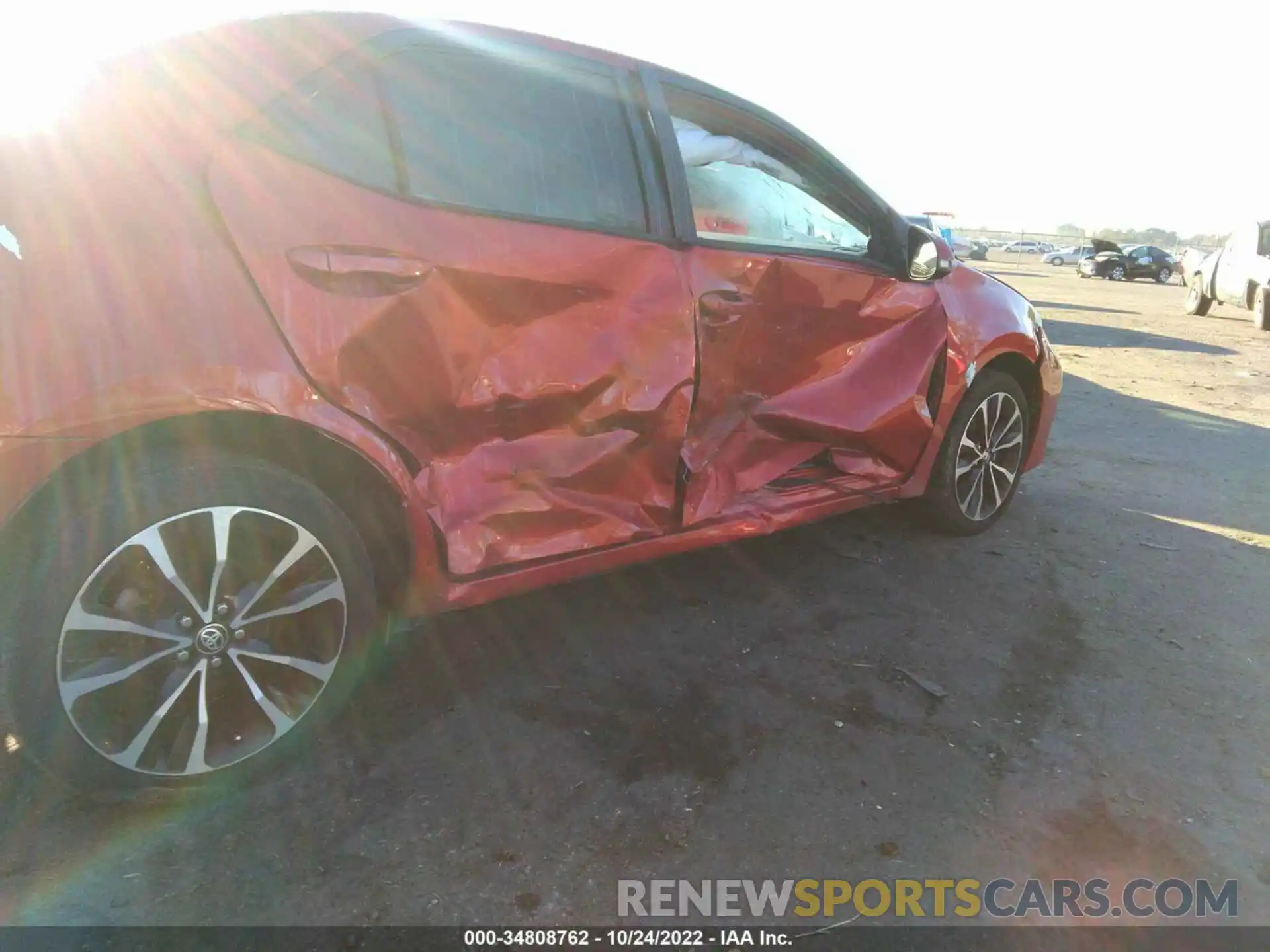 6 Photograph of a damaged car 5YFBURHEXKP868436 TOYOTA COROLLA 2019