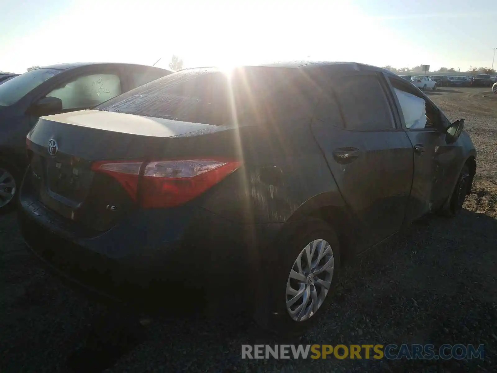 4 Photograph of a damaged car 5YFBURHEXKP869229 TOYOTA COROLLA 2019