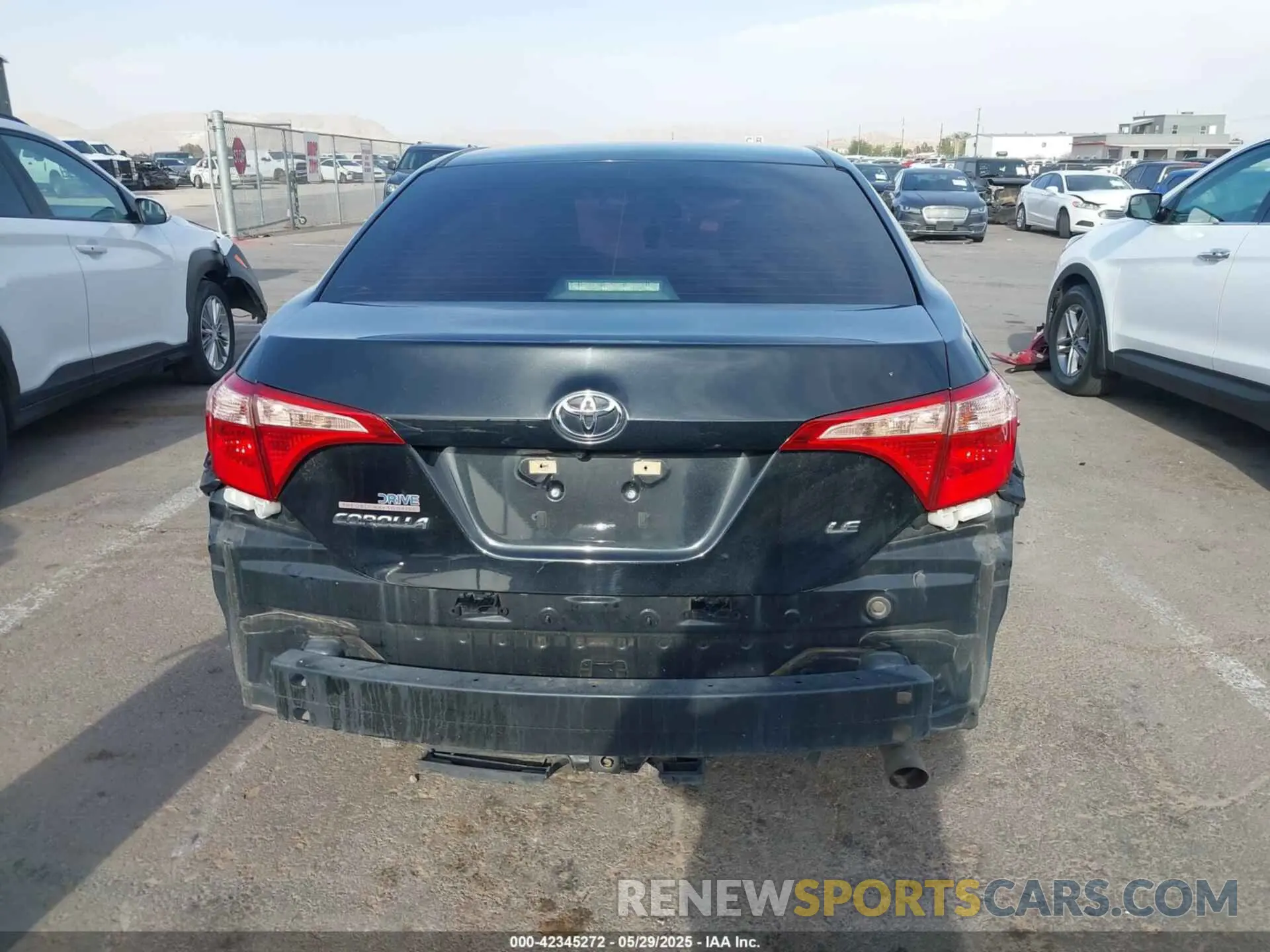 16 Photograph of a damaged car 5YFBURHEXKP870803 TOYOTA COROLLA 2019