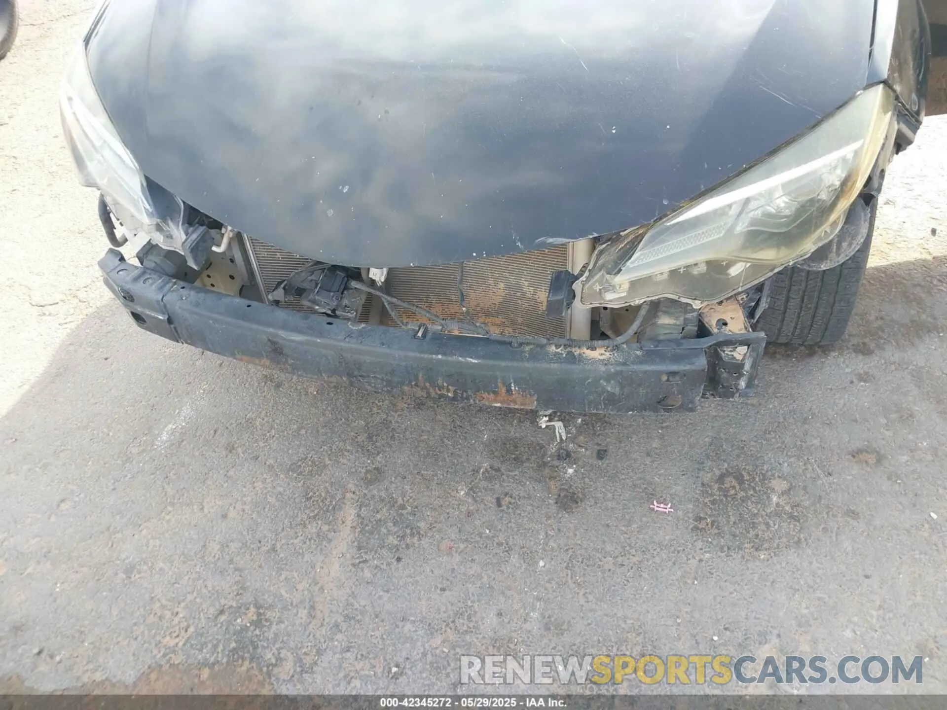 6 Photograph of a damaged car 5YFBURHEXKP870803 TOYOTA COROLLA 2019