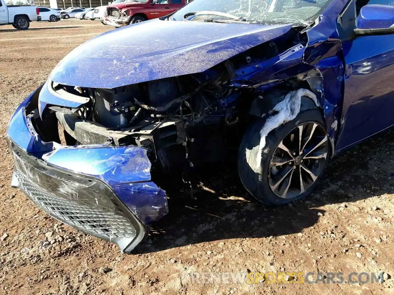 9 Photograph of a damaged car 5YFBURHEXKP870882 TOYOTA COROLLA 2019