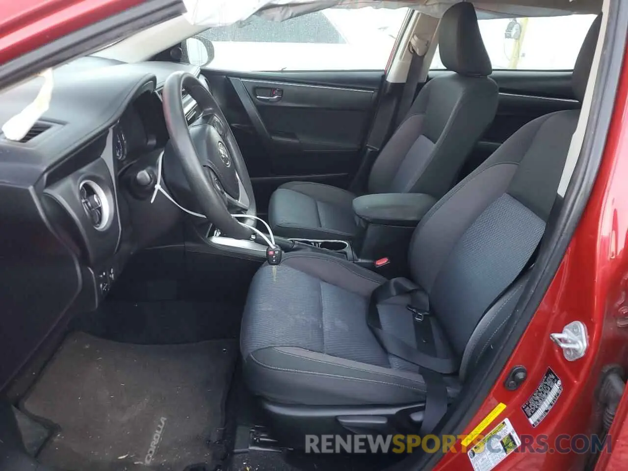 7 Photograph of a damaged car 5YFBURHEXKP872888 TOYOTA COROLLA 2019