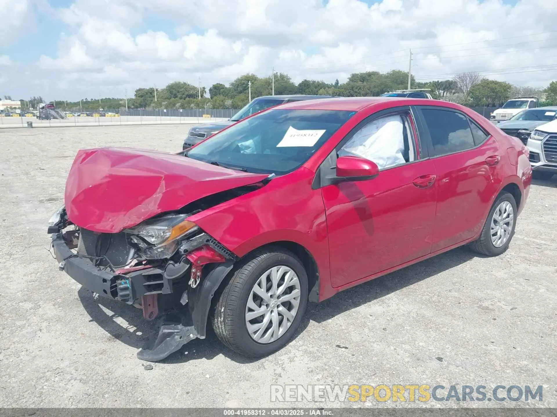 2 Photograph of a damaged car 5YFBURHEXKP875855 TOYOTA COROLLA 2019