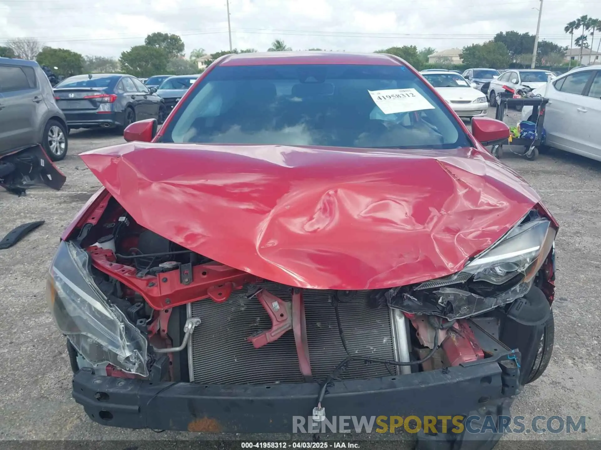 6 Photograph of a damaged car 5YFBURHEXKP875855 TOYOTA COROLLA 2019