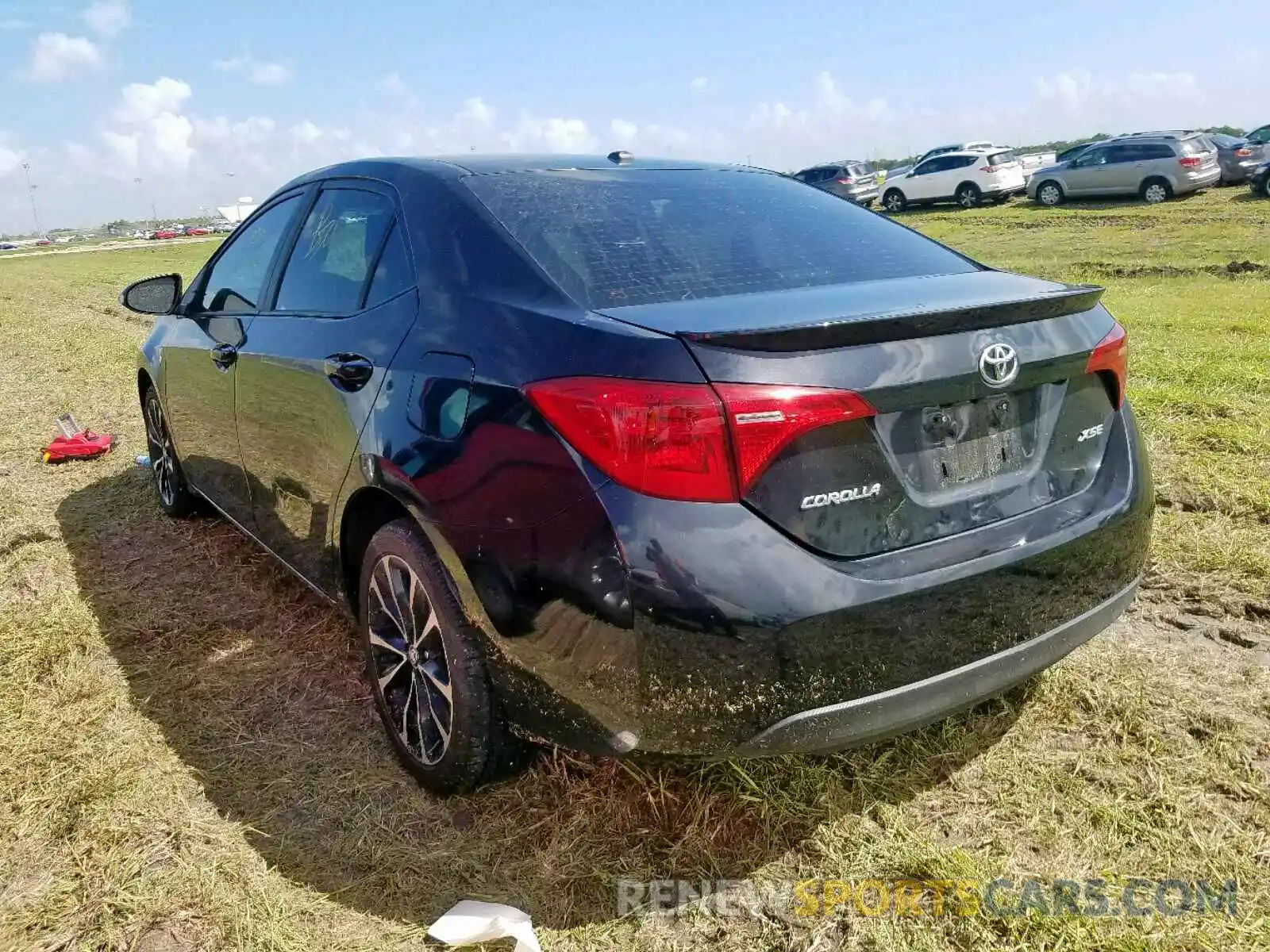 3 Photograph of a damaged car 5YFBURHEXKP876083 TOYOTA COROLLA 2019