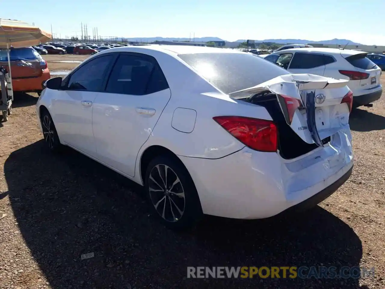 3 Photograph of a damaged car 5YFBURHEXKP876777 TOYOTA COROLLA 2019