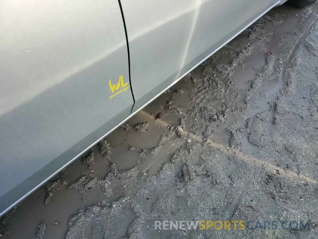 12 Photograph of a damaged car 5YFBURHEXKP878514 TOYOTA COROLLA 2019
