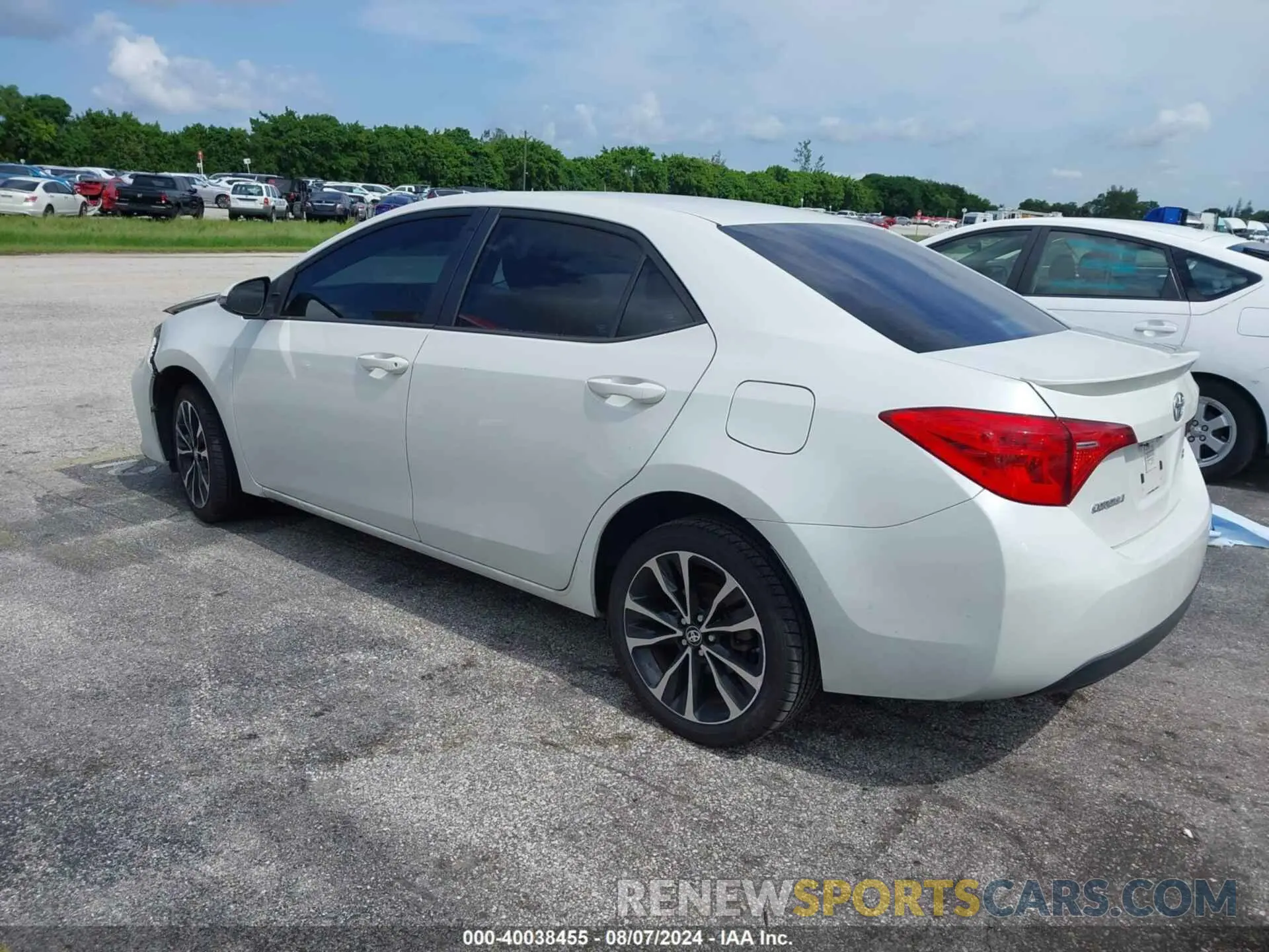 3 Photograph of a damaged car 5YFBURHEXKP880506 TOYOTA COROLLA 2019