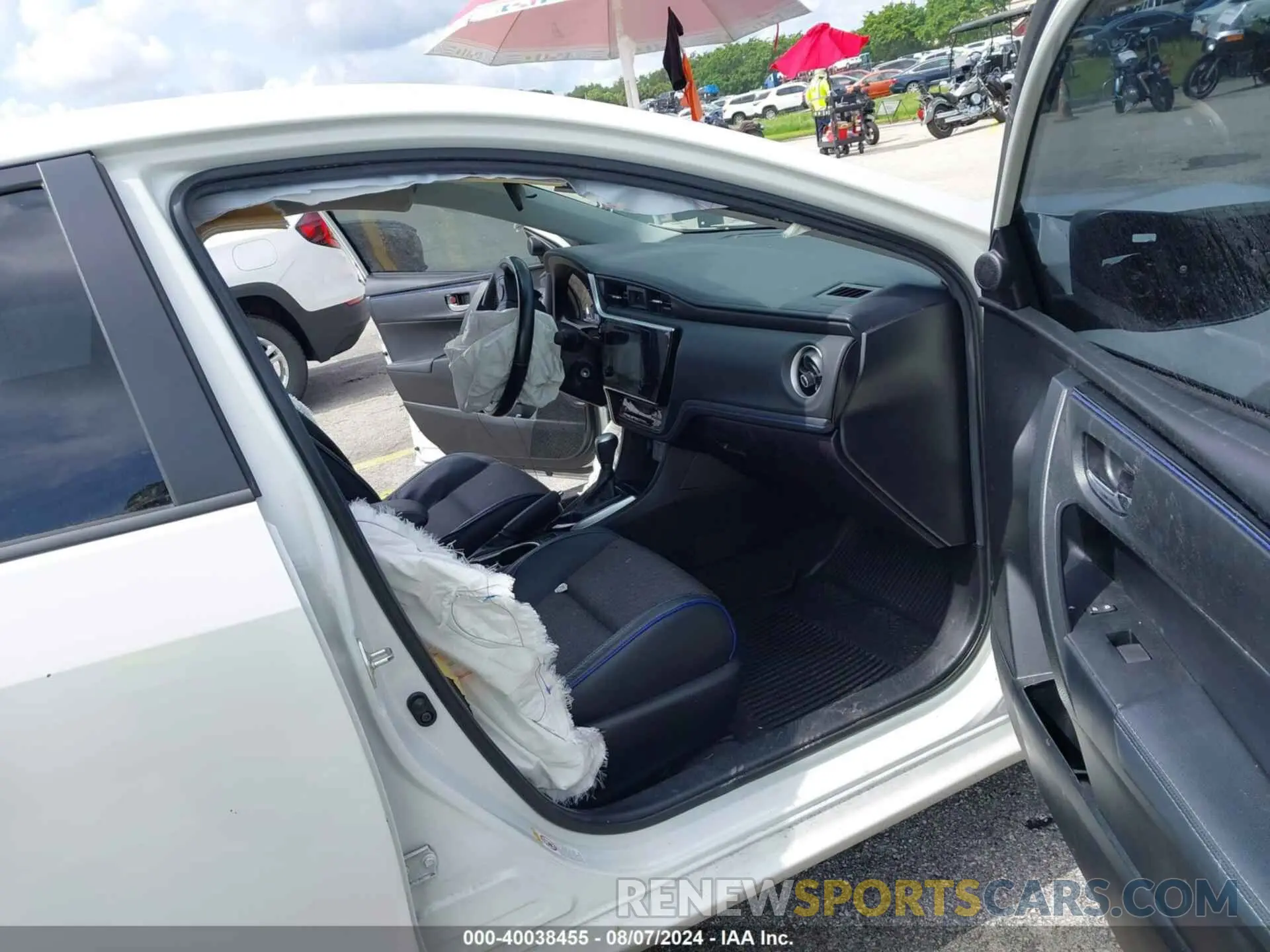 5 Photograph of a damaged car 5YFBURHEXKP880506 TOYOTA COROLLA 2019