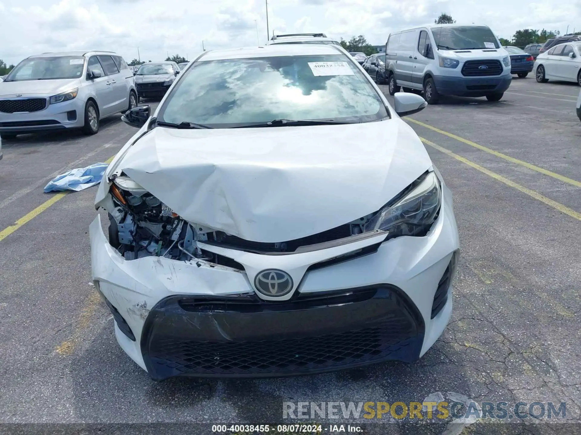 6 Photograph of a damaged car 5YFBURHEXKP880506 TOYOTA COROLLA 2019