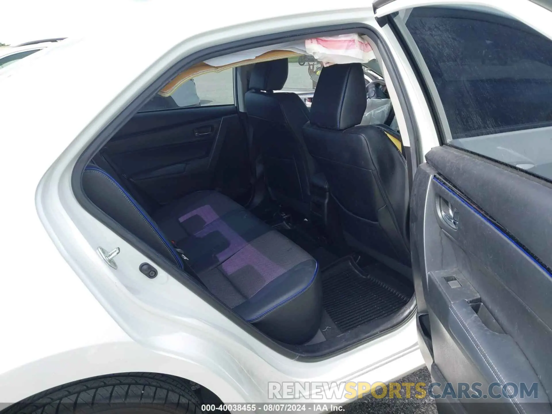 8 Photograph of a damaged car 5YFBURHEXKP880506 TOYOTA COROLLA 2019
