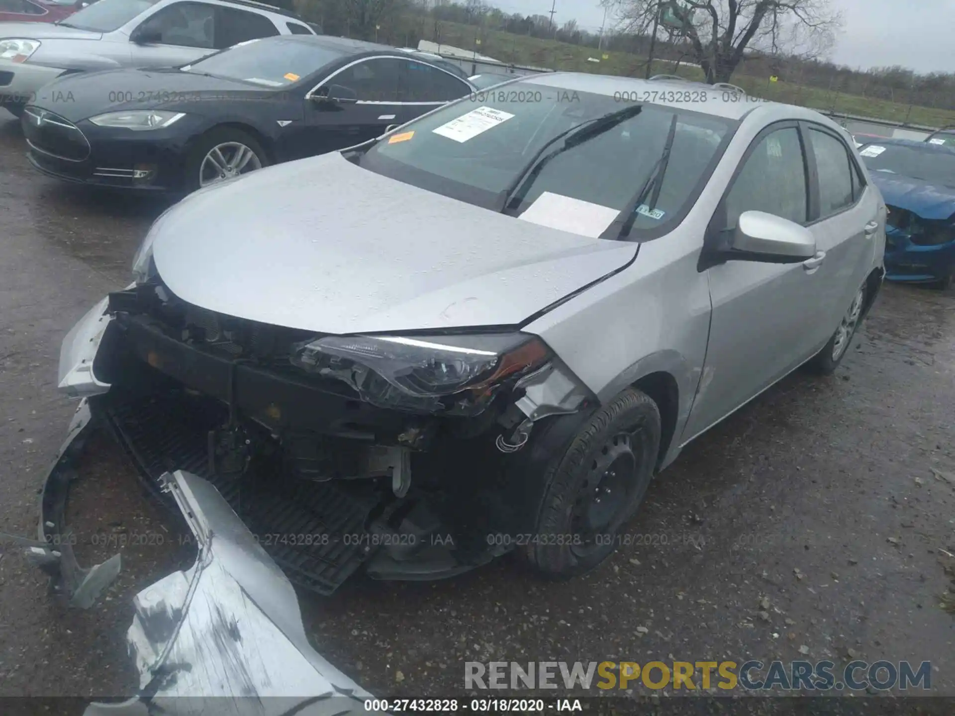 2 Photograph of a damaged car 5YFBURHEXKP882661 TOYOTA COROLLA 2019