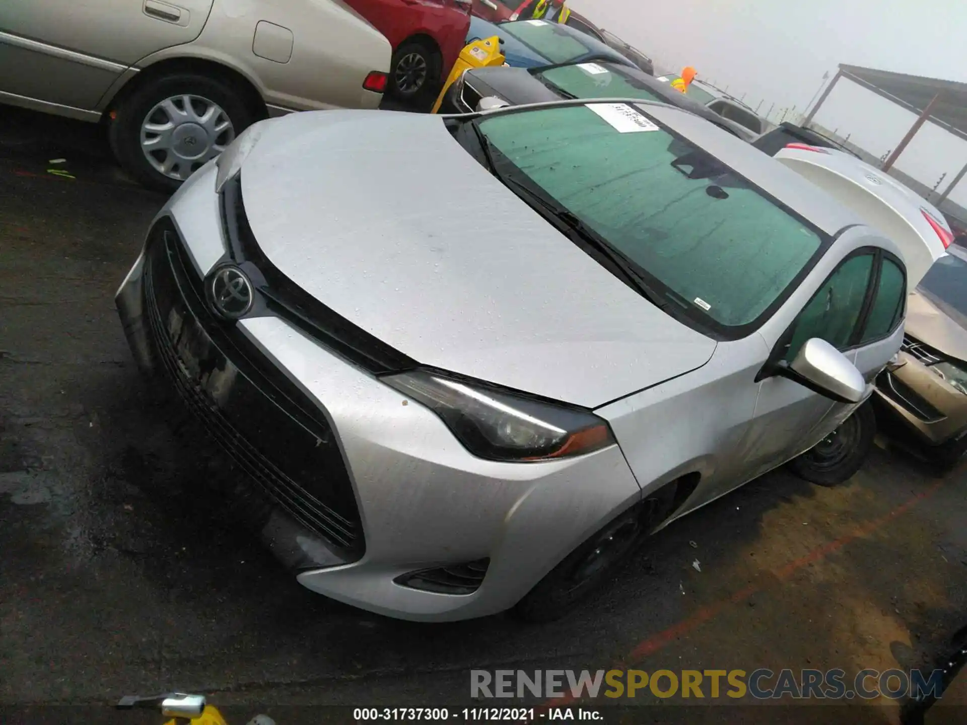 2 Photograph of a damaged car 5YFBURHEXKP883437 TOYOTA COROLLA 2019