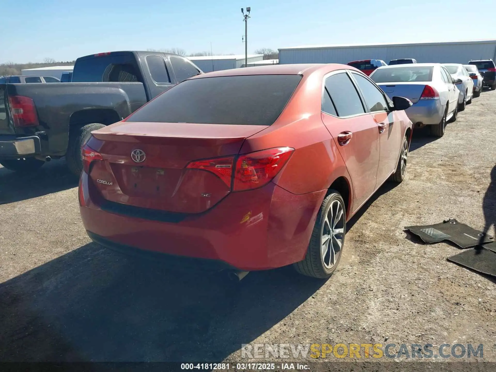 4 Photograph of a damaged car 5YFBURHEXKP884653 TOYOTA COROLLA 2019