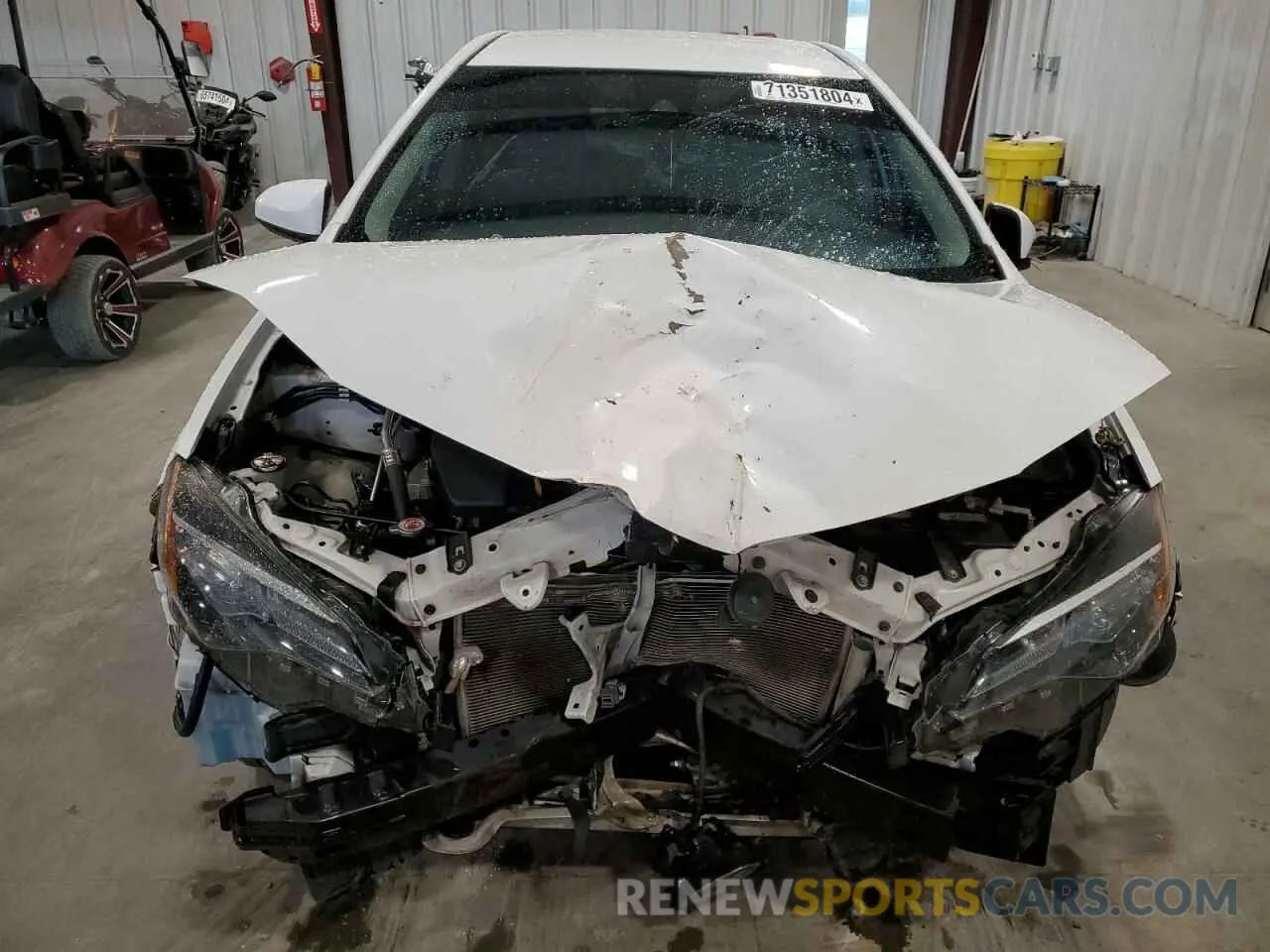 5 Photograph of a damaged car 5YFBURHEXKP884717 TOYOTA COROLLA 2019