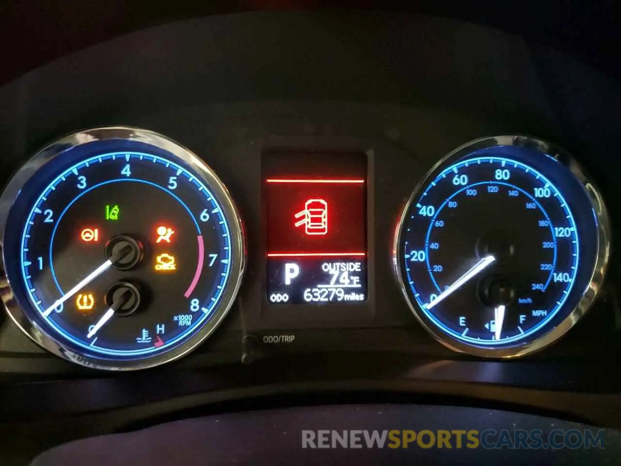 9 Photograph of a damaged car 5YFBURHEXKP884717 TOYOTA COROLLA 2019