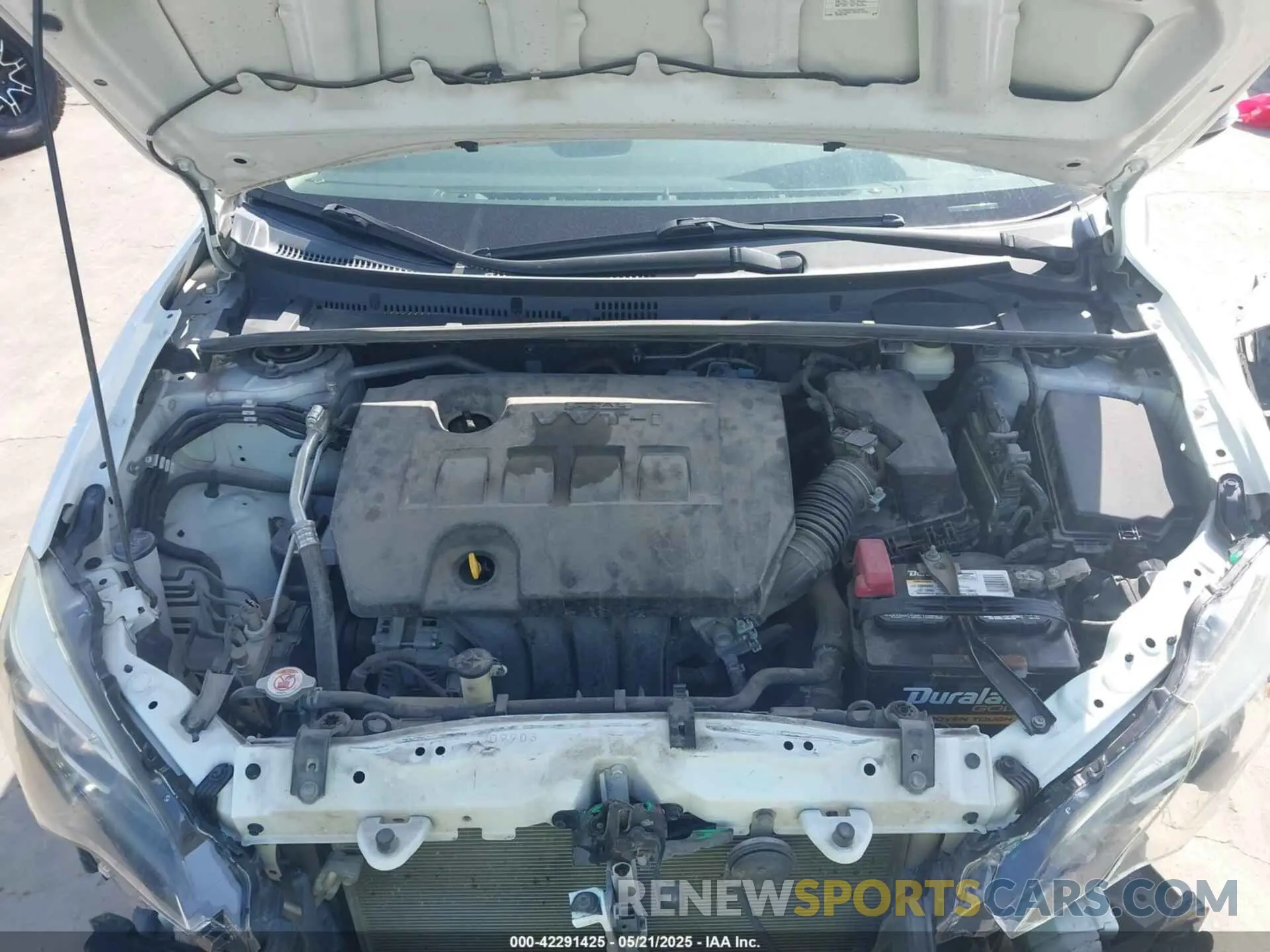 10 Photograph of a damaged car 5YFBURHEXKP885270 TOYOTA COROLLA 2019