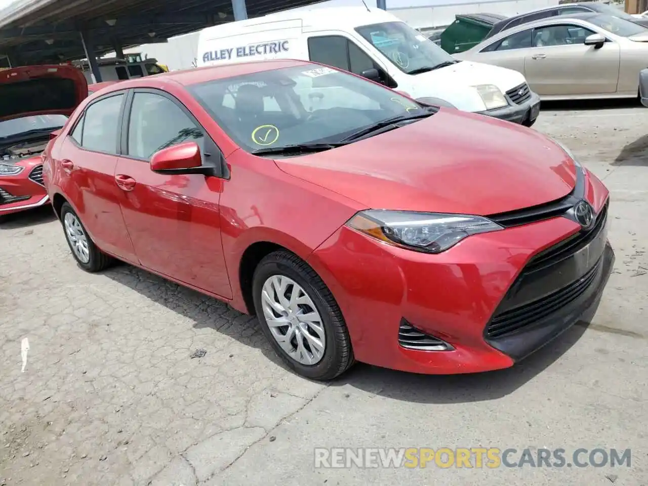 1 Photograph of a damaged car 5YFBURHEXKP887052 TOYOTA COROLLA 2019