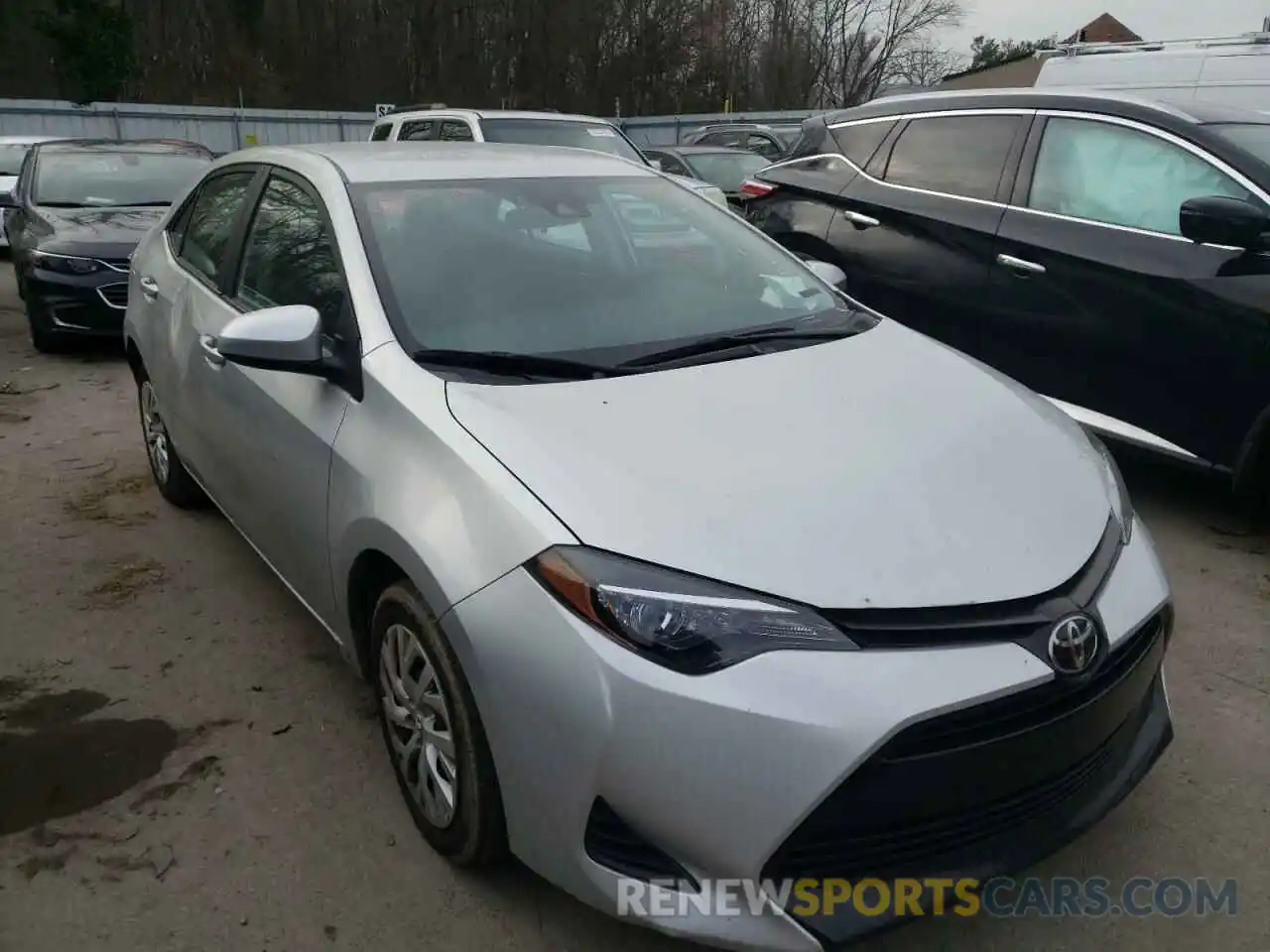 1 Photograph of a damaged car 5YFBURHEXKP887195 TOYOTA COROLLA 2019