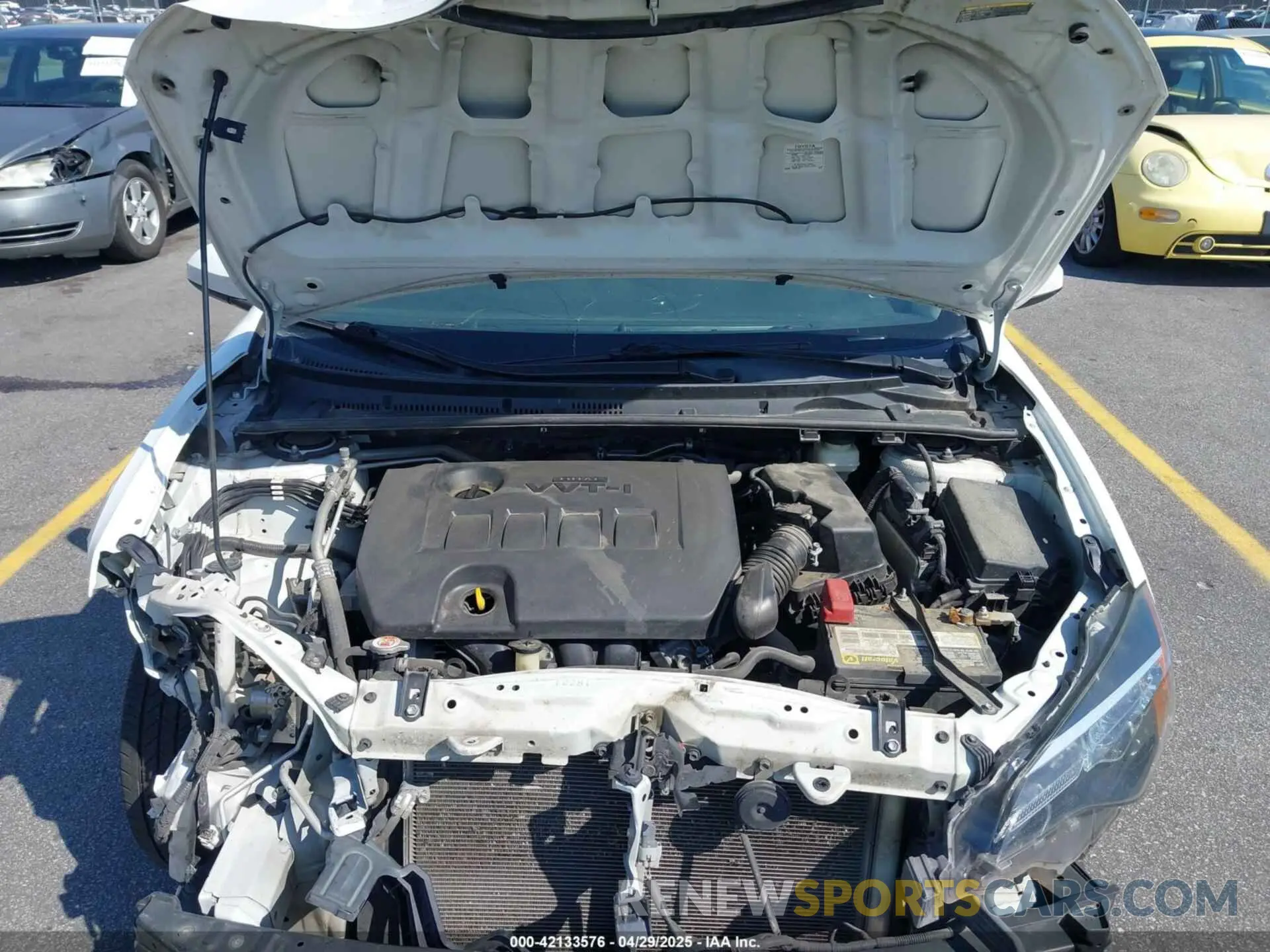10 Photograph of a damaged car 5YFBURHEXKP887648 TOYOTA COROLLA 2019