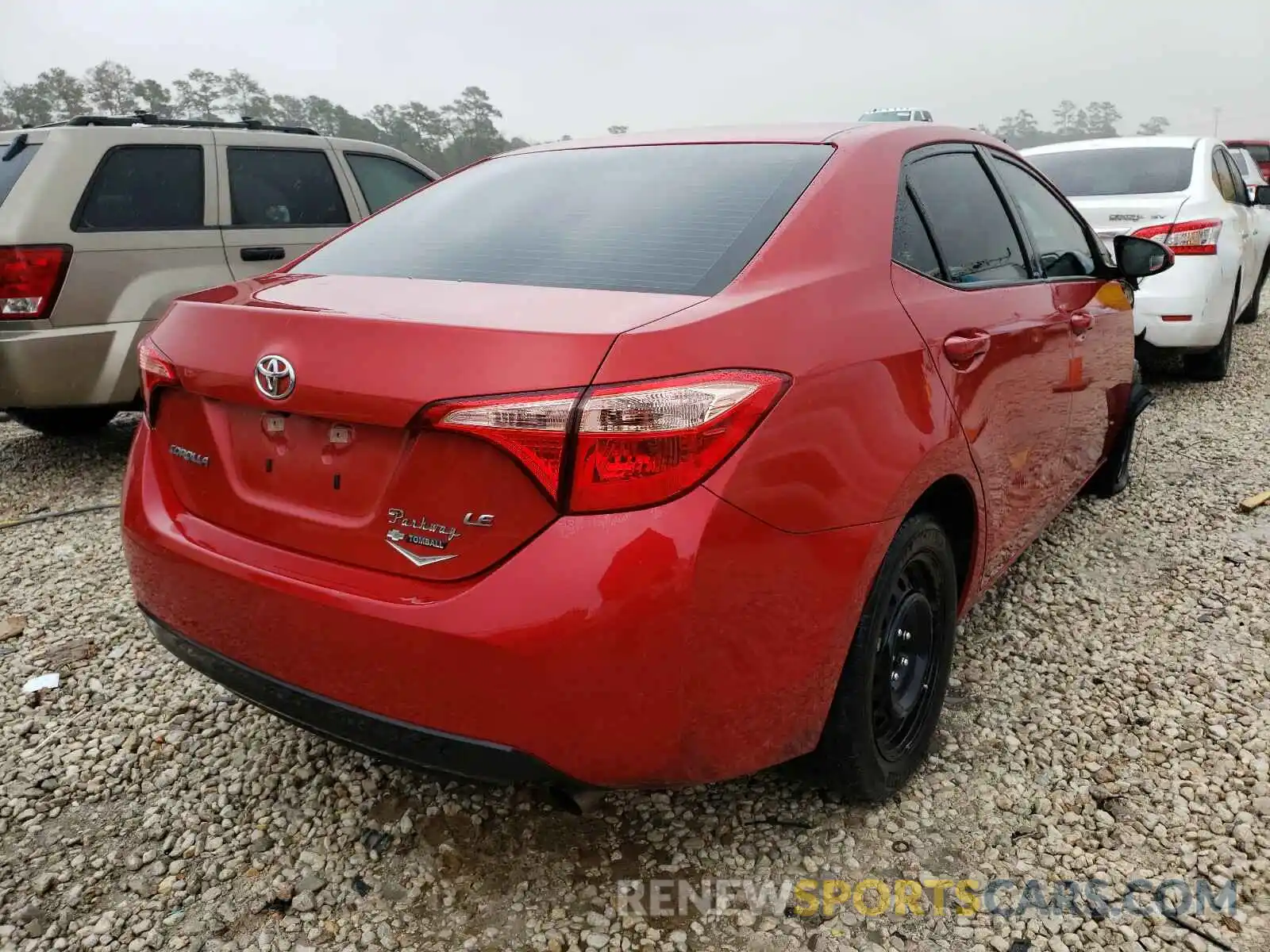 4 Photograph of a damaged car 5YFBURHEXKP888427 TOYOTA COROLLA 2019