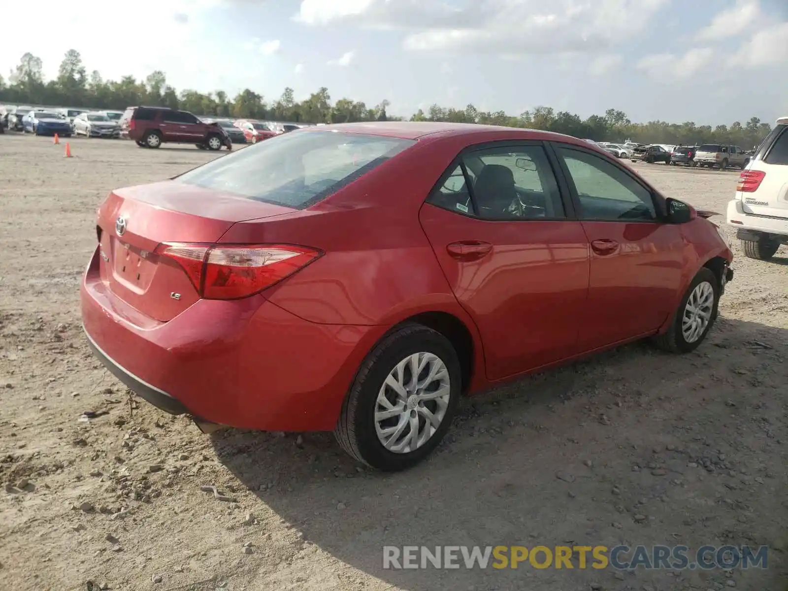 4 Photograph of a damaged car 5YFBURHEXKP890985 TOYOTA COROLLA 2019