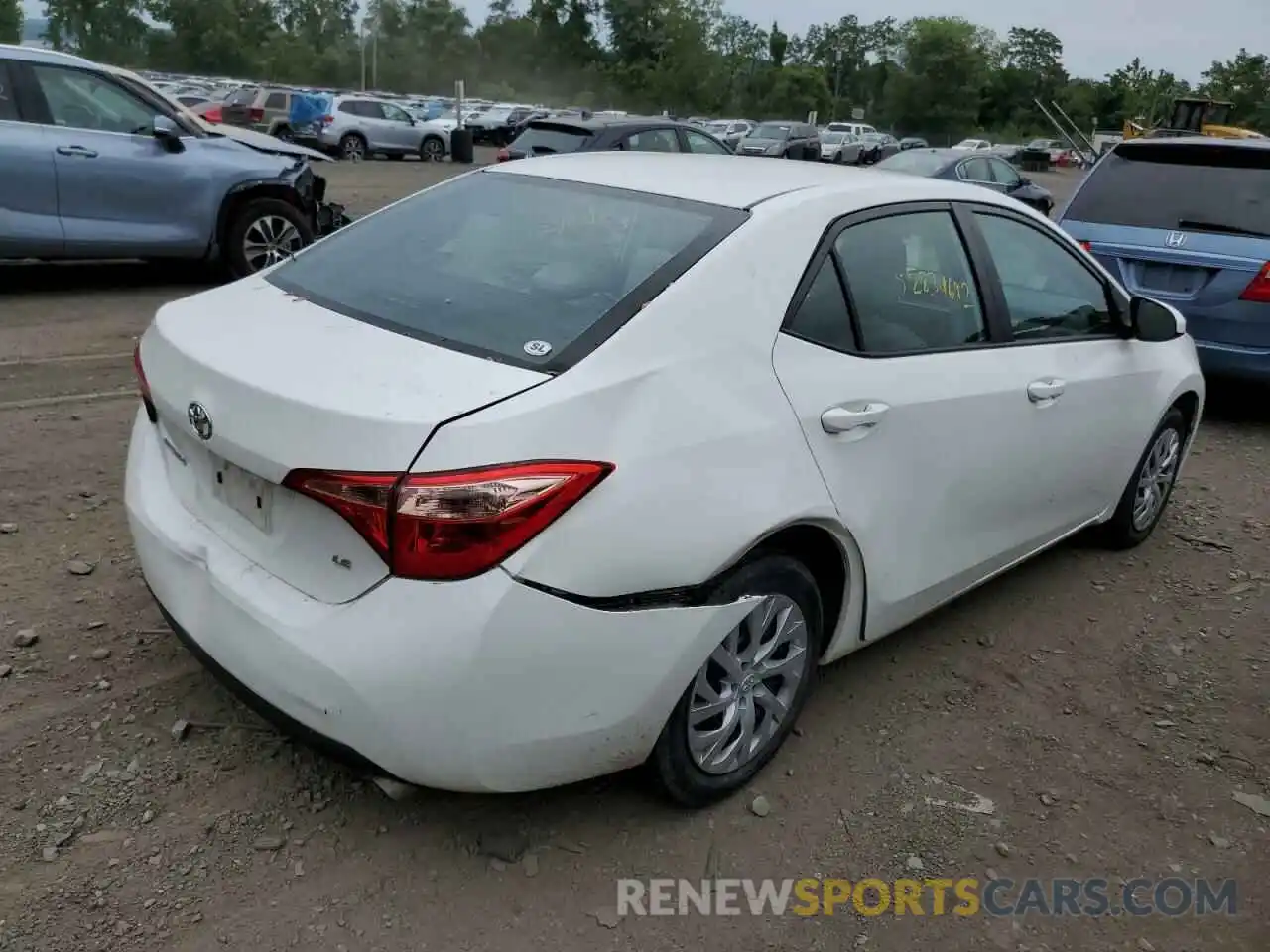 4 Photograph of a damaged car 5YFBURHEXKP892655 TOYOTA COROLLA 2019