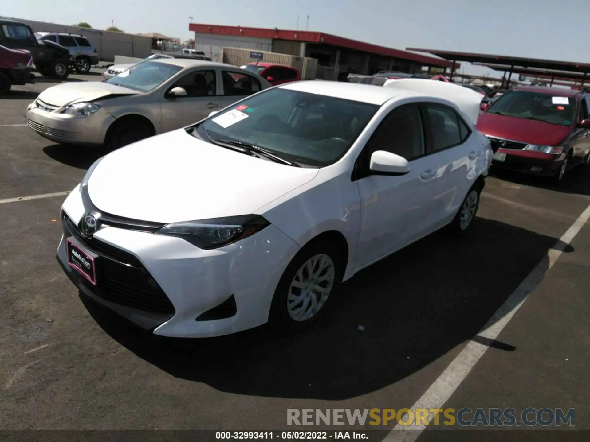 2 Photograph of a damaged car 5YFBURHEXKP895104 TOYOTA COROLLA 2019