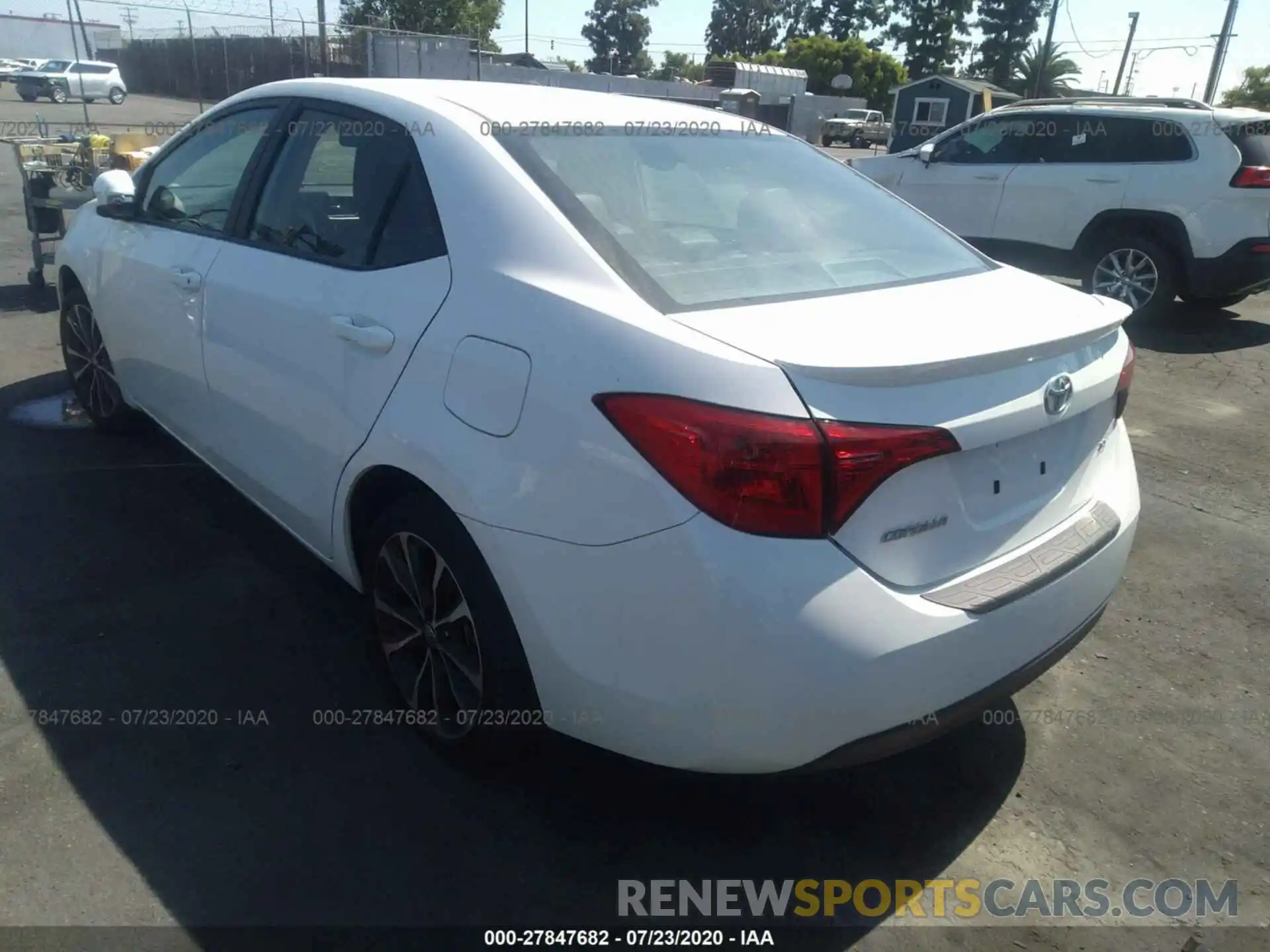 3 Photograph of a damaged car 5YFBURHEXKP897984 TOYOTA COROLLA 2019