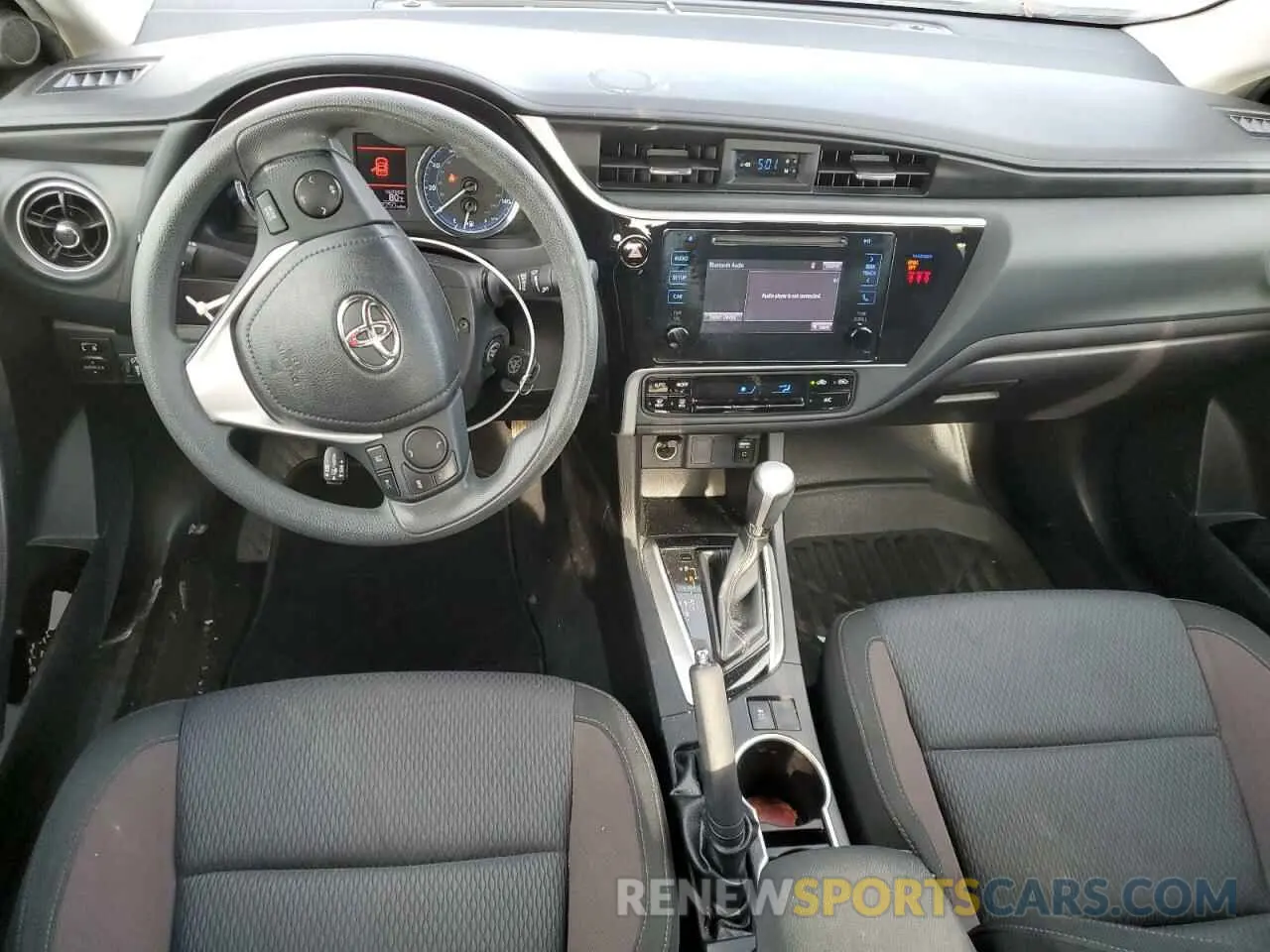 8 Photograph of a damaged car 5YFBURHEXKP898116 TOYOTA COROLLA 2019
