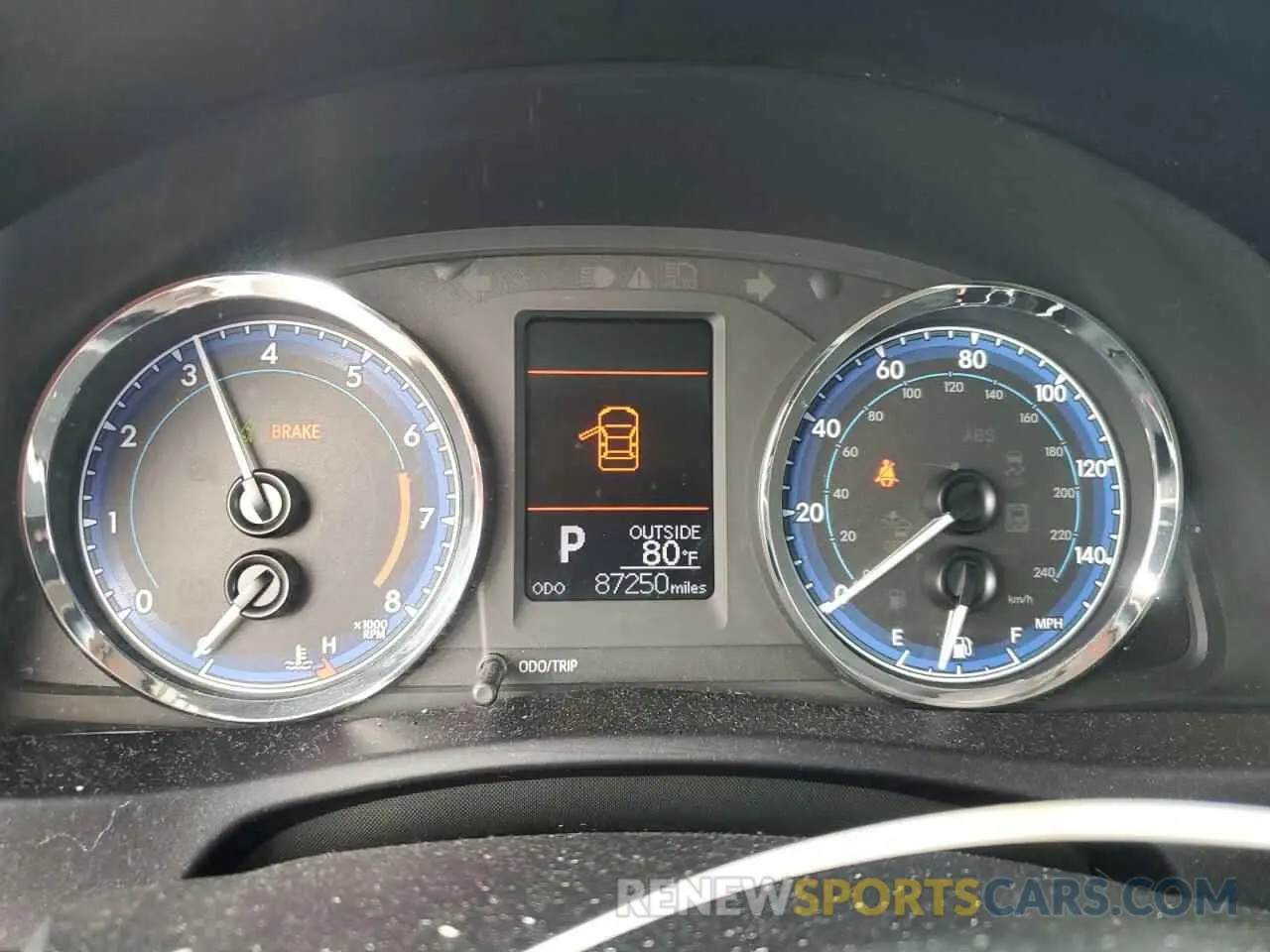 9 Photograph of a damaged car 5YFBURHEXKP898116 TOYOTA COROLLA 2019