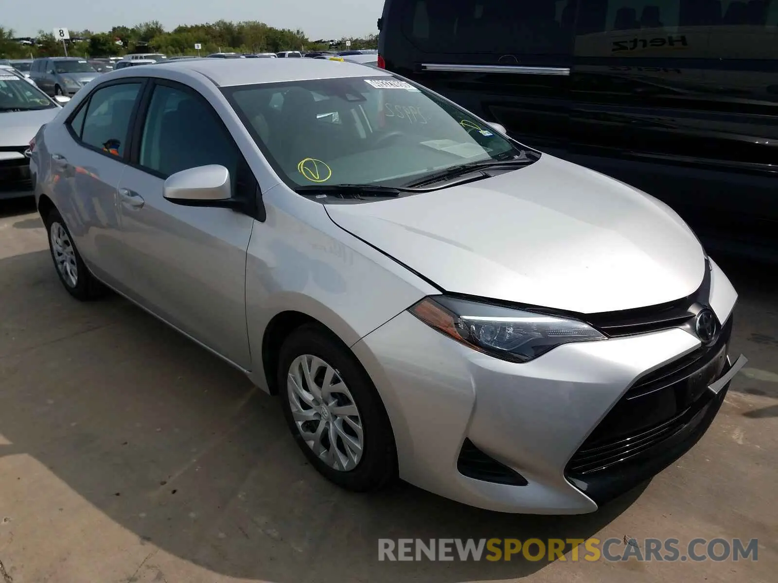 1 Photograph of a damaged car 5YFBURHEXKP898634 TOYOTA COROLLA 2019