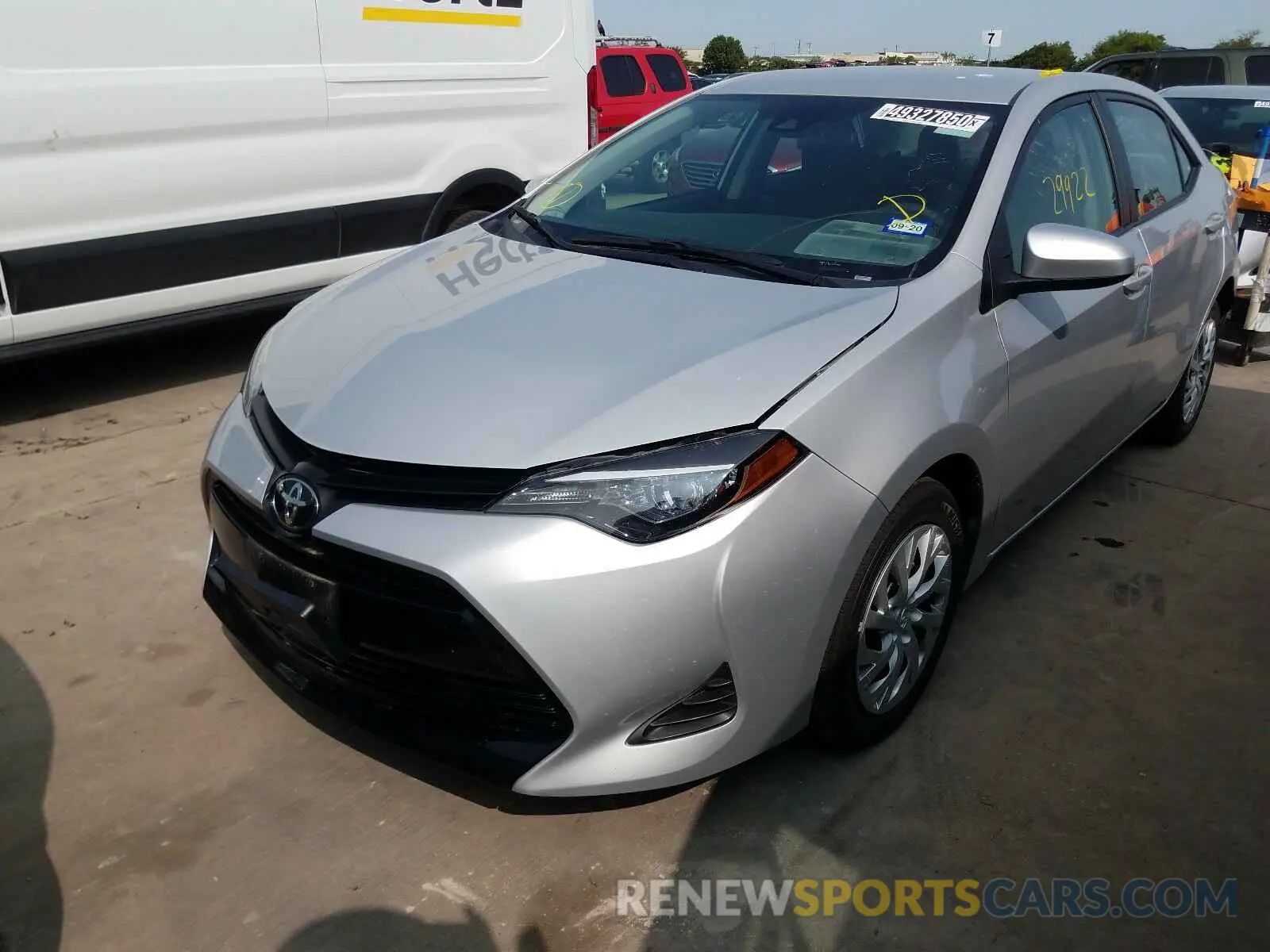 2 Photograph of a damaged car 5YFBURHEXKP898634 TOYOTA COROLLA 2019